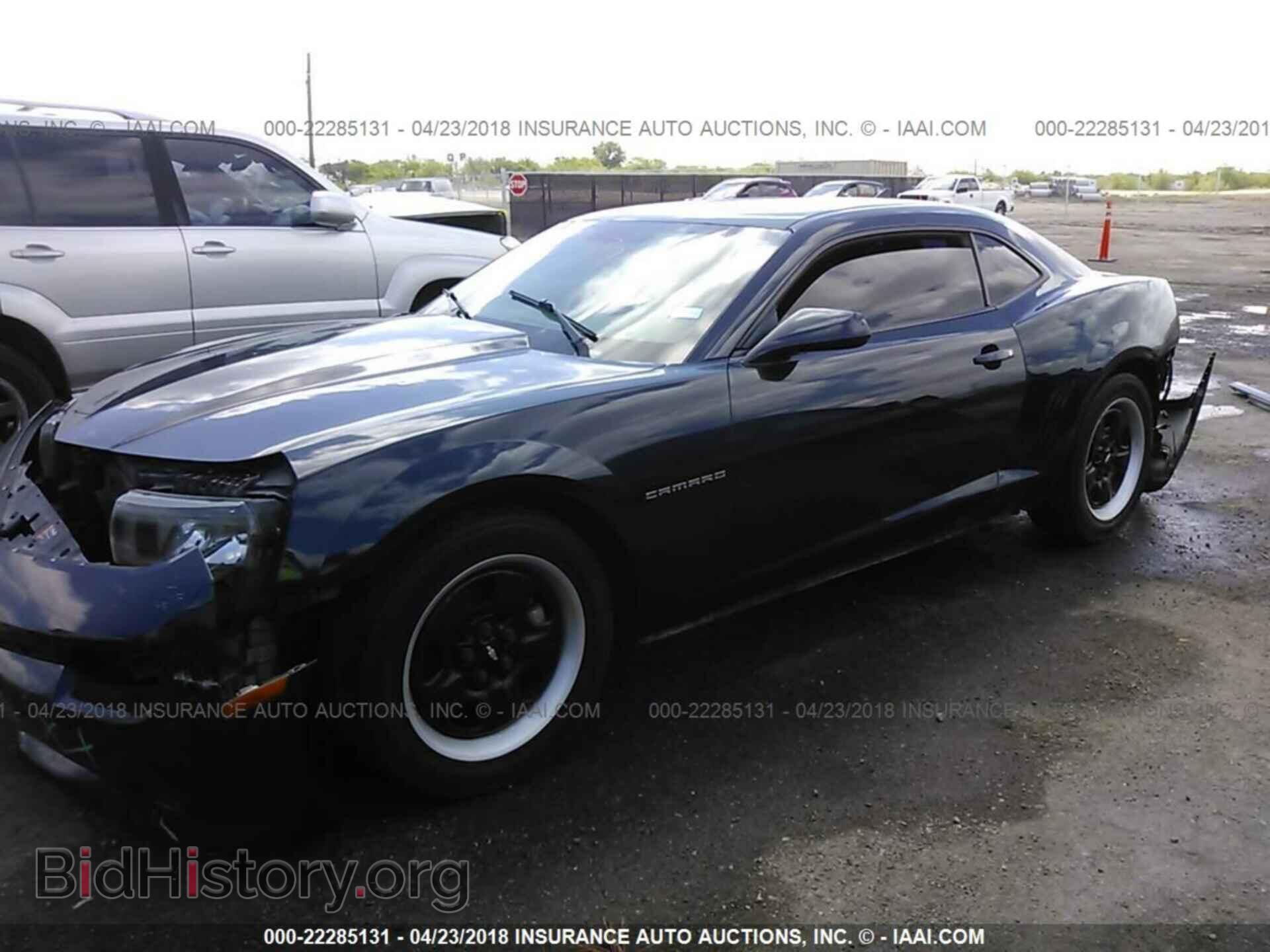 2014 Chevrolet Camaro - VIN: 2G1FA1E38E9234764 - Фото 2
