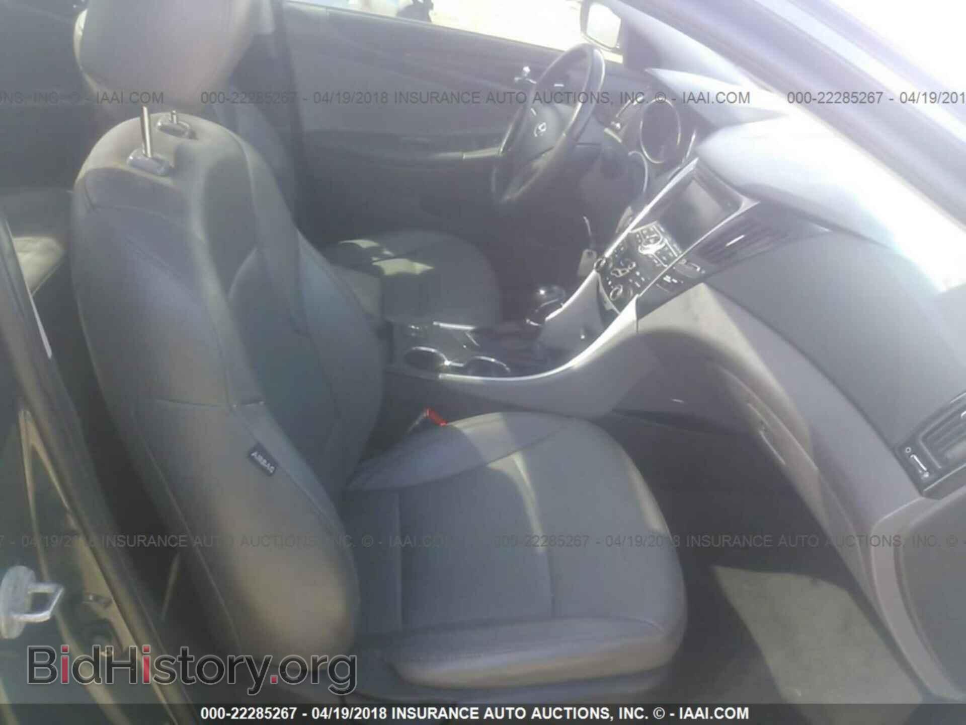 2012 Hyundai Sonata - VIN: 5NPEC4AC4CH323178 - Photo 5
