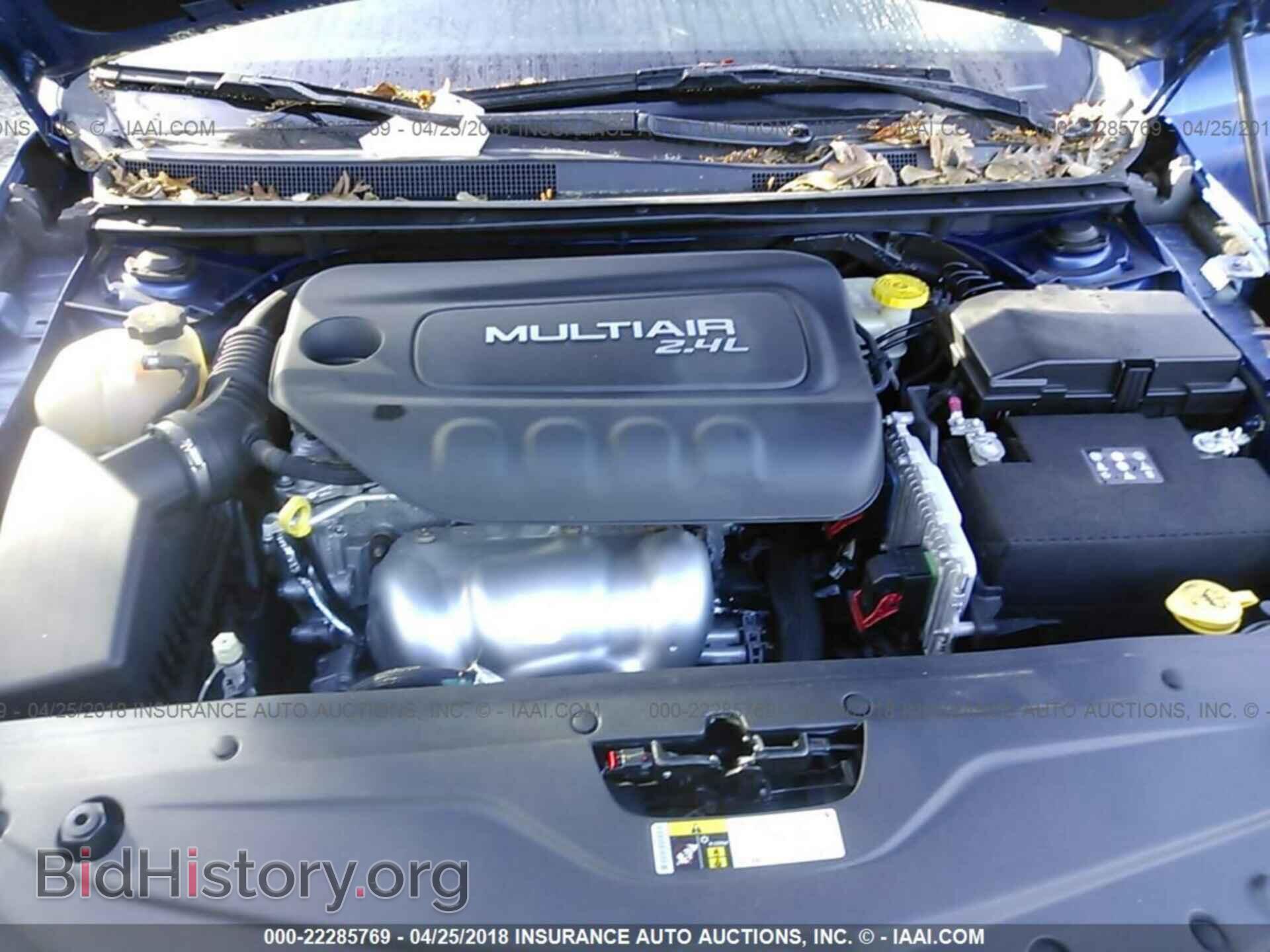 2015 Chrysler 200 - VIN: 1C3CCCCB5FN566013 - Photo 10