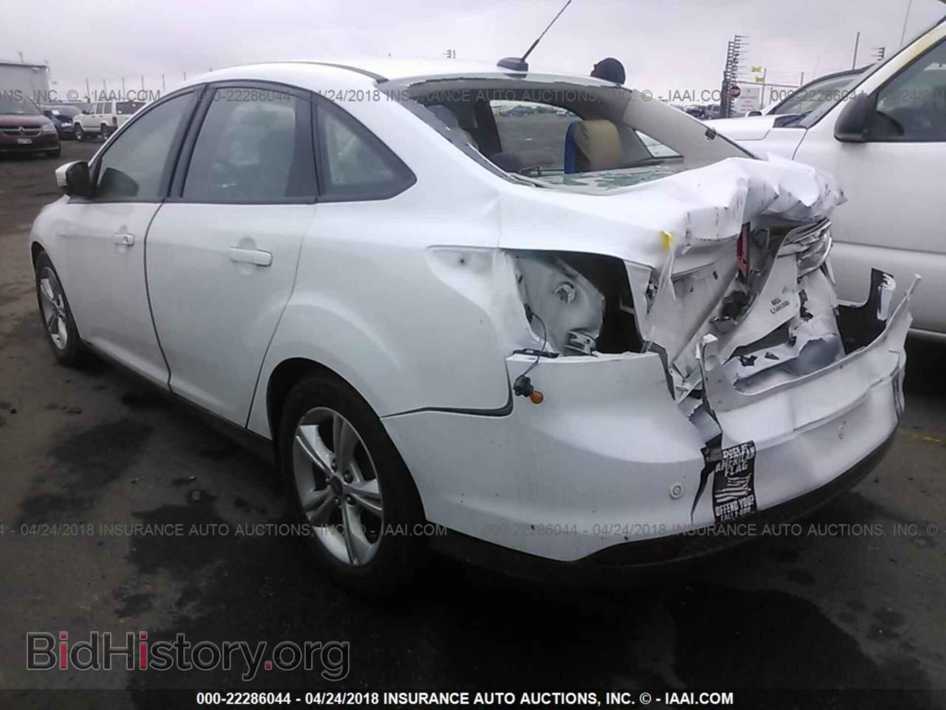 2013 Ford Focus - VIN: 1FADP3F23DL253525 - Фото 3