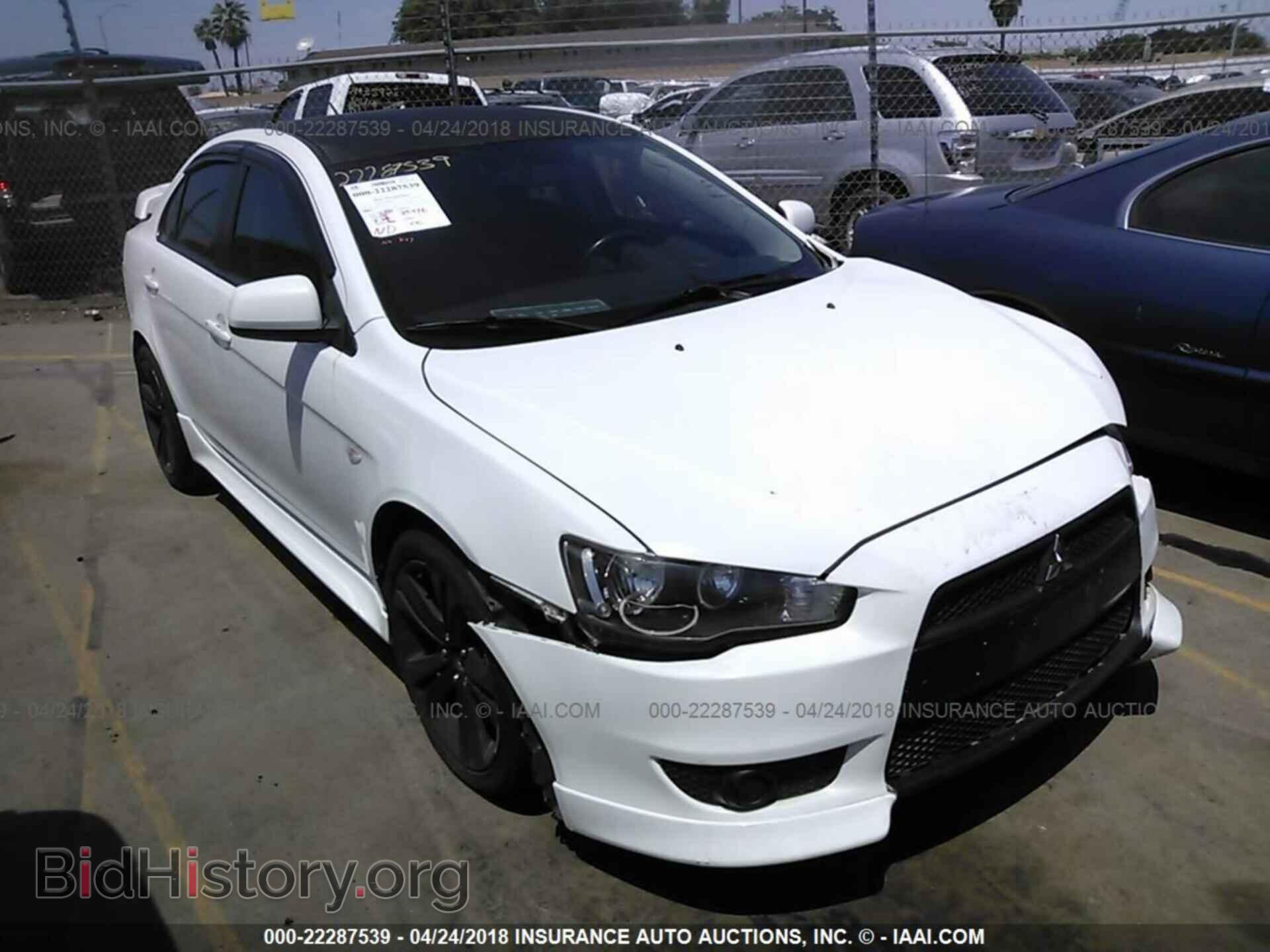 Photo JA32U8FW8BU013323 - Mitsubishi Lancer 2011