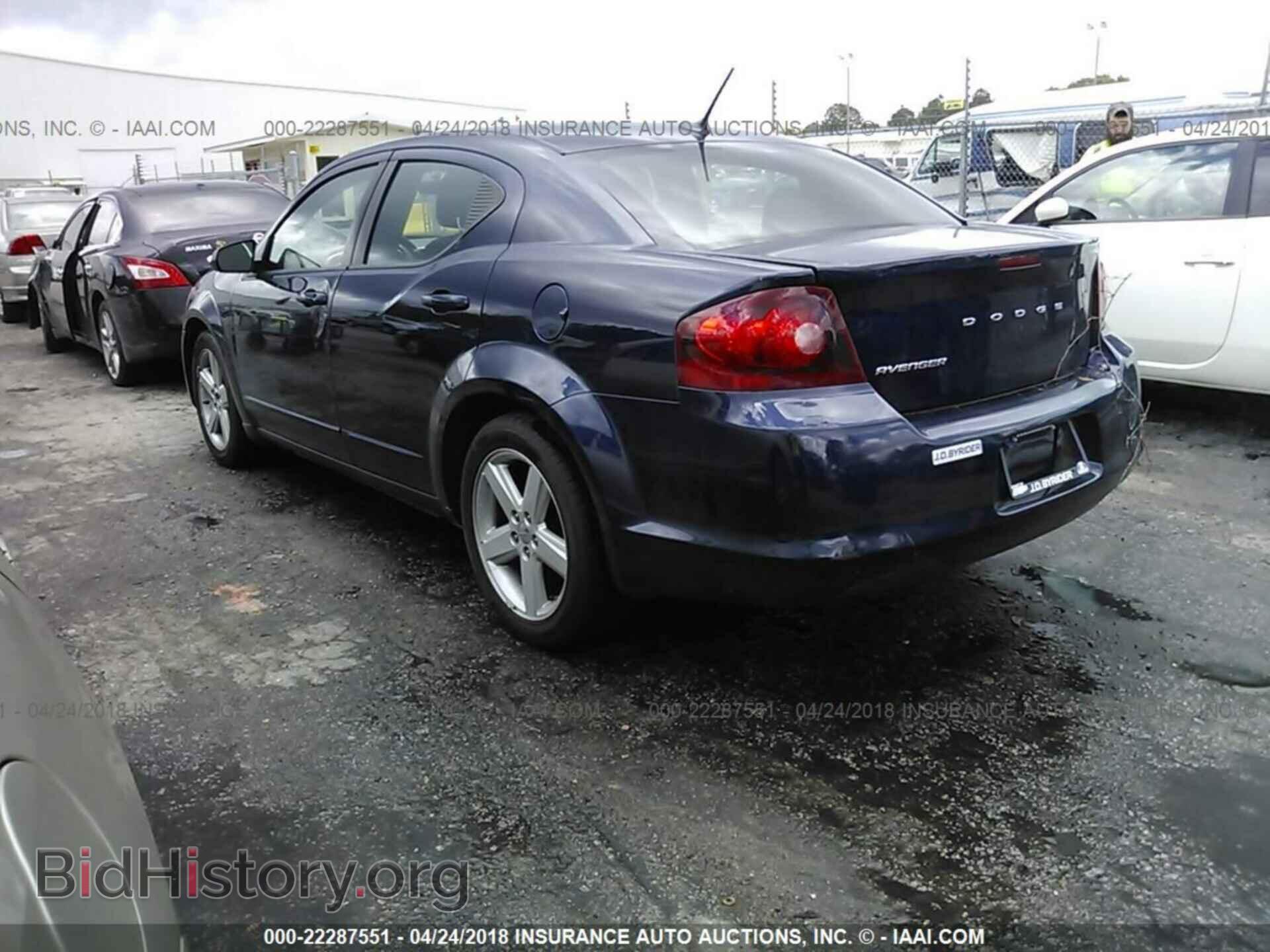 2013 Dodge Avenger - VIN: 1C3CDZAB1DN712343 - Photo 3