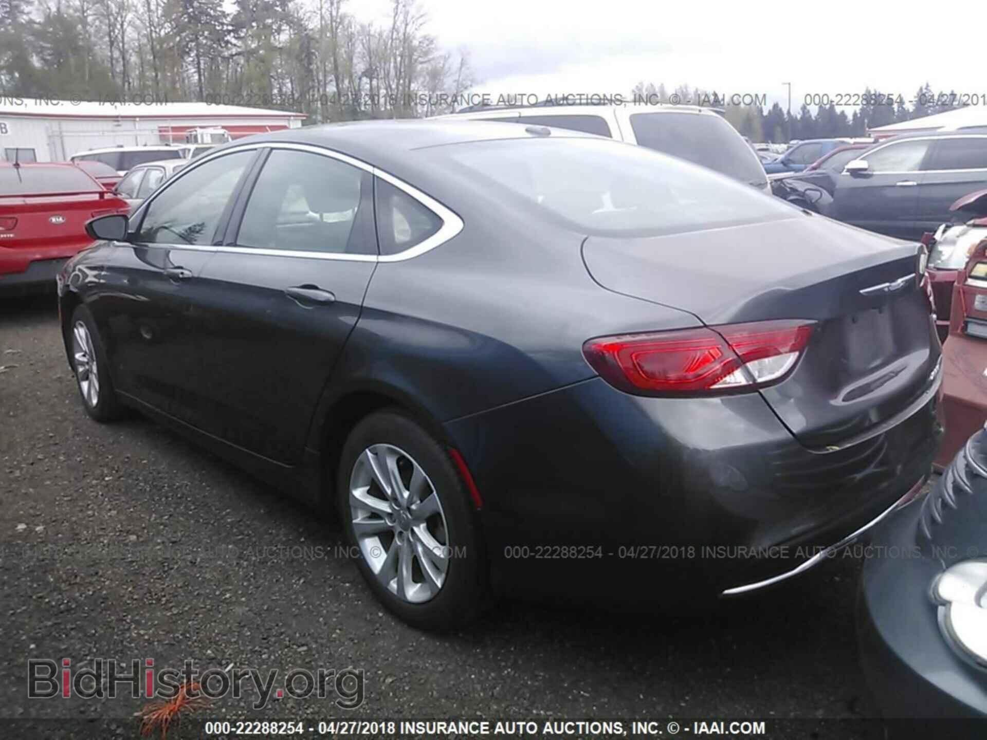 2015 Chrysler 200 - VIN: 1C3CCCAB0FN645298 - Photo 3