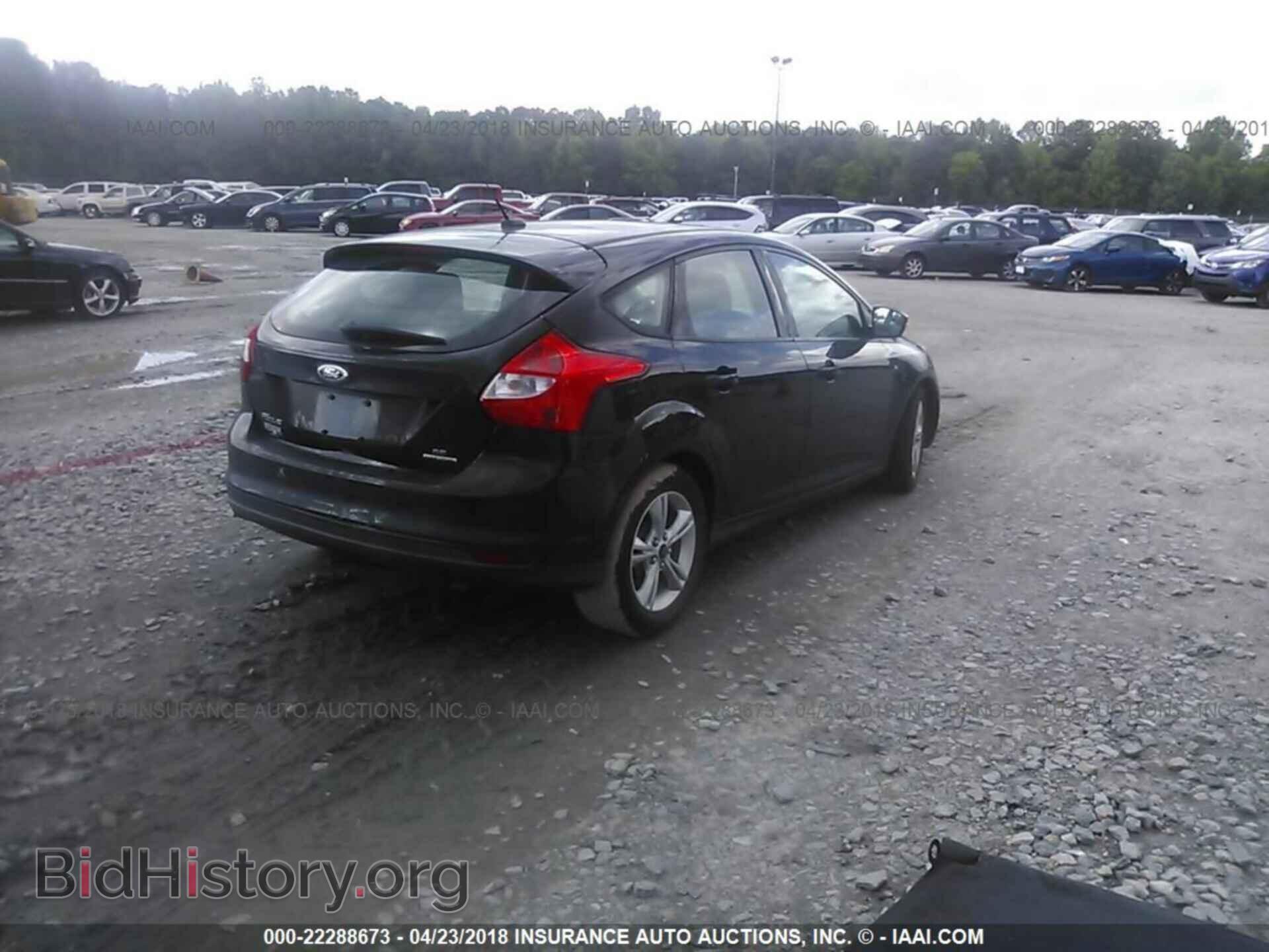2014 Ford Focus - VIN: 1FADP3K20EL318418 - Photo 4