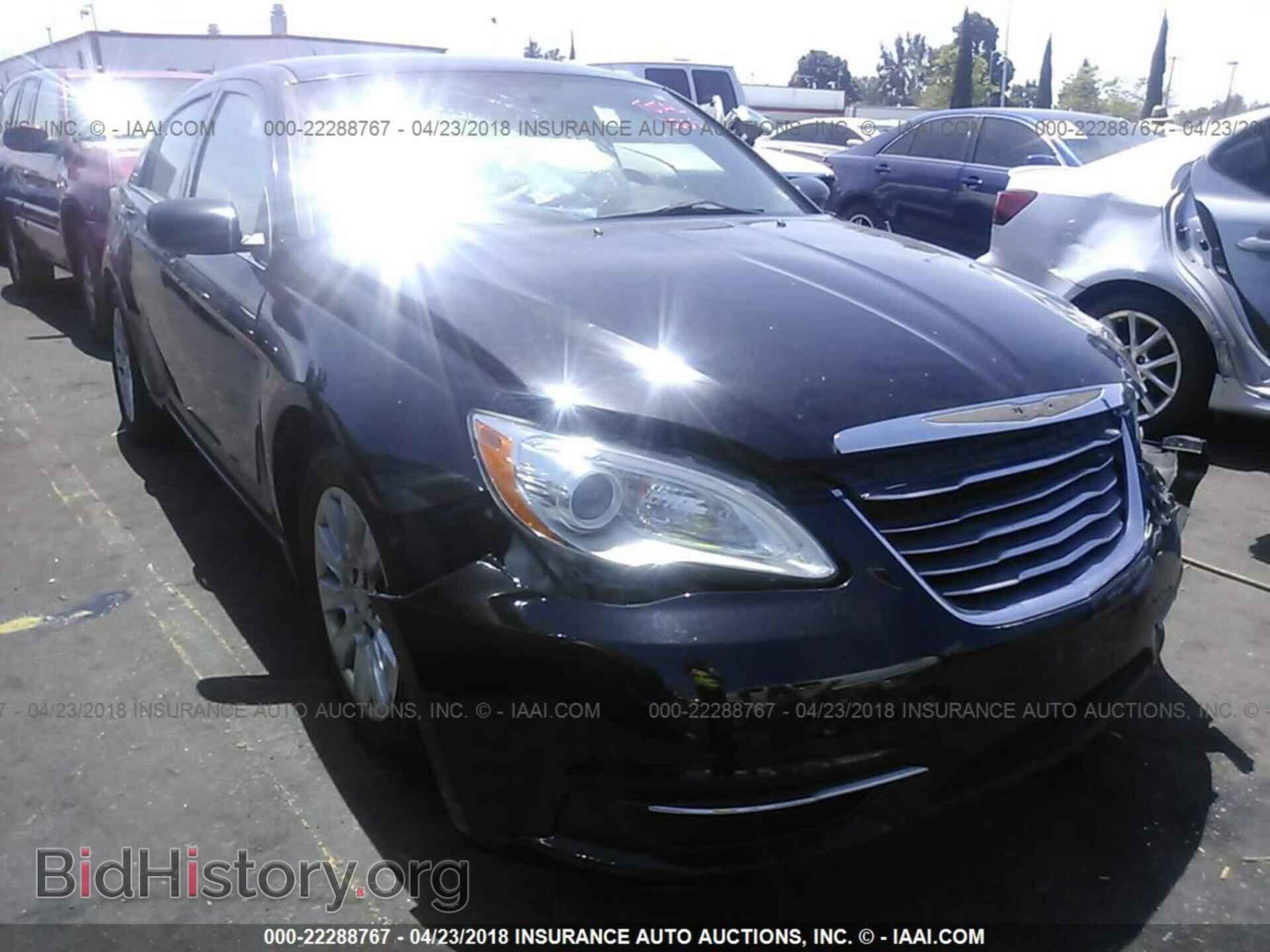 Photo 1C3CCBAB5DN642050 - Chrysler 200 2013