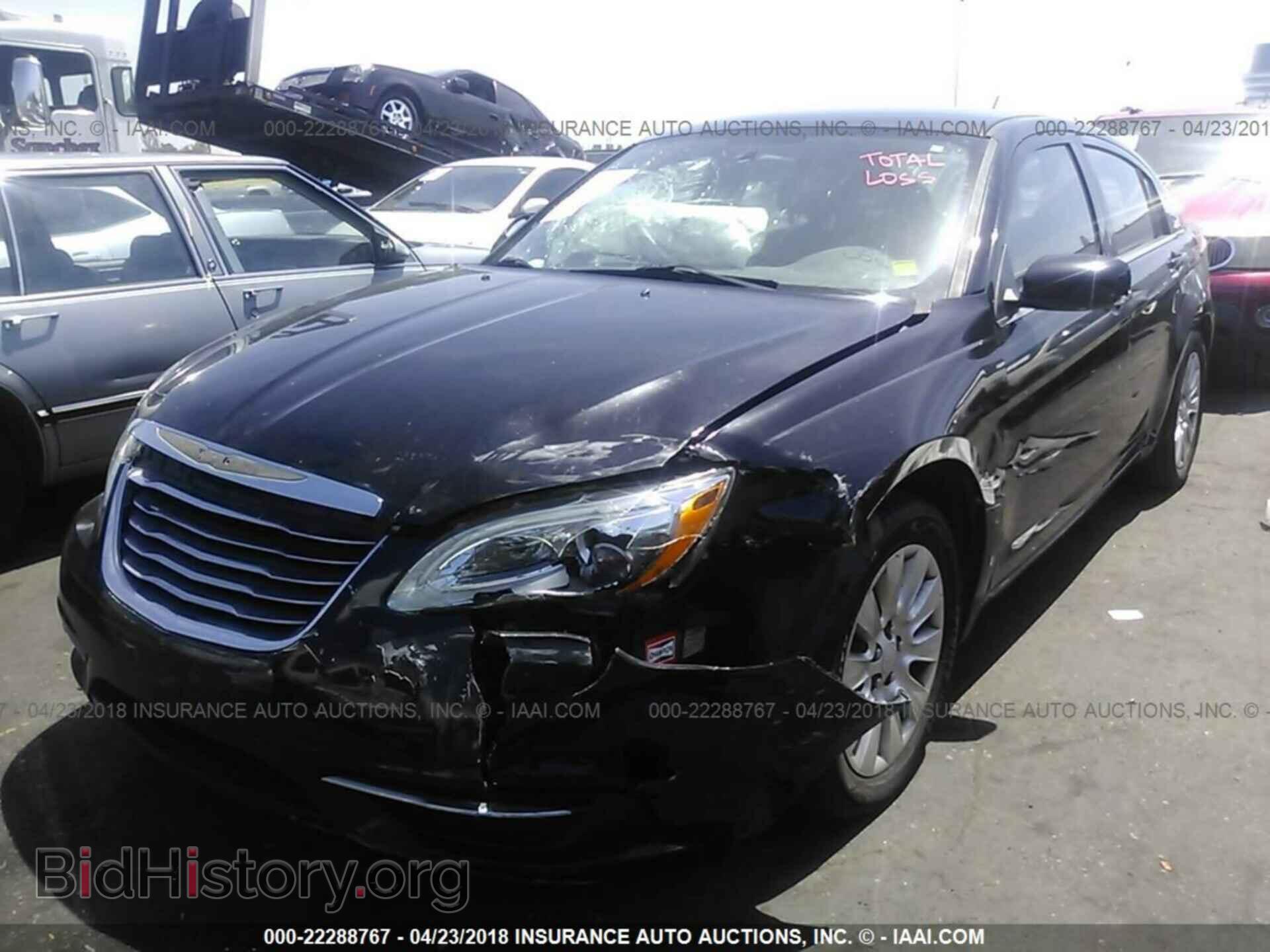 2013 Chrysler 200 - VIN: 1C3CCBAB5DN642050 - Photo 2