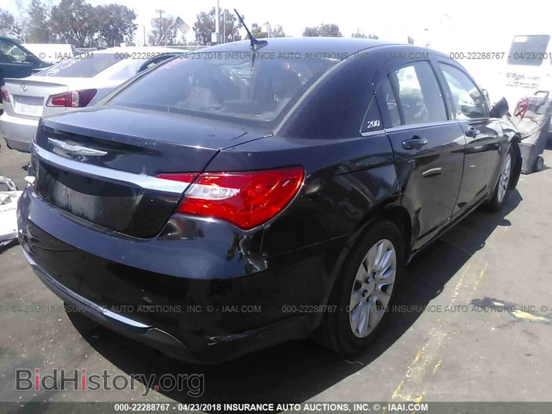 2013 Chrysler 200 - VIN: 1C3CCBAB5DN642050 - Photo 4