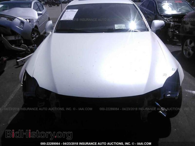 2011 Lexus IS (VIN JTHBF5C25B2101137) — фото 6 из 10