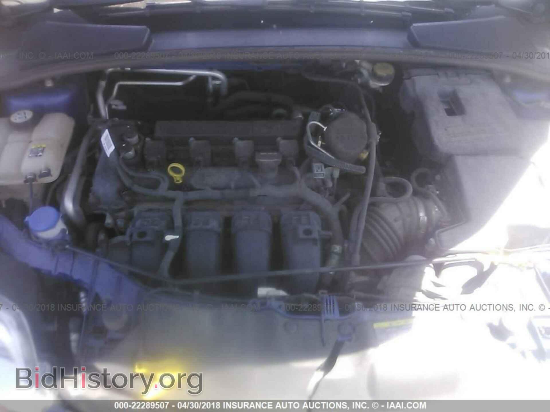 2012 Ford Focus - VIN: 1FAHP3E29CL319562 - Photo 10
