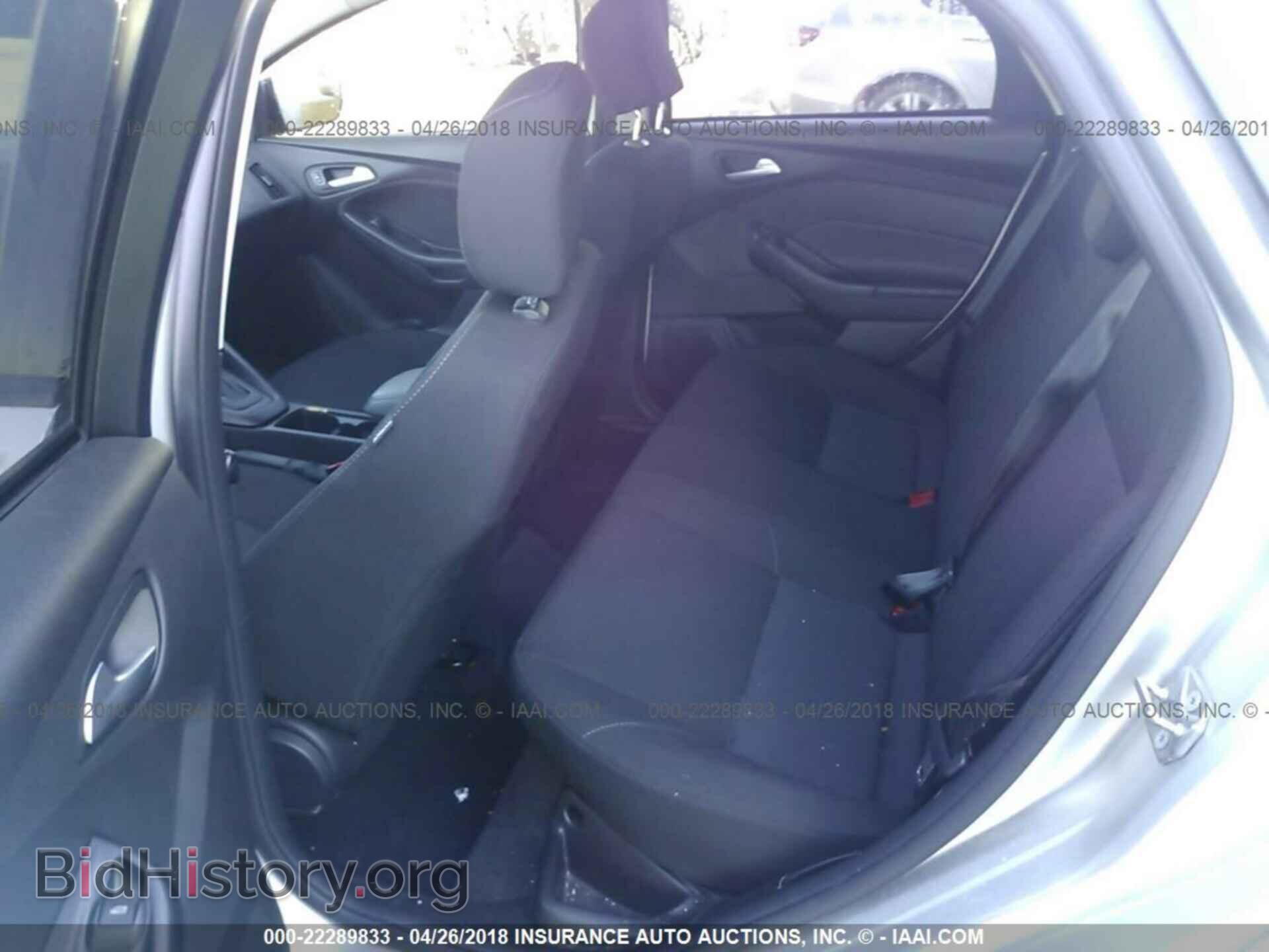 2017 Ford Focus - VIN: 1FADP3F25HL303167 - Photo 8