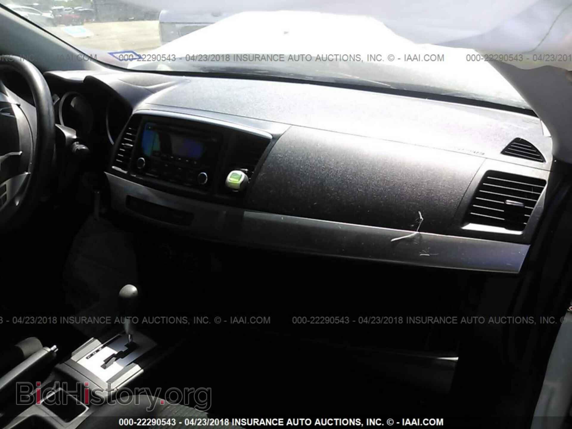 2014 Mitsubishi Lancer - VIN: JA32U2FUXEU011928 - Фото 5