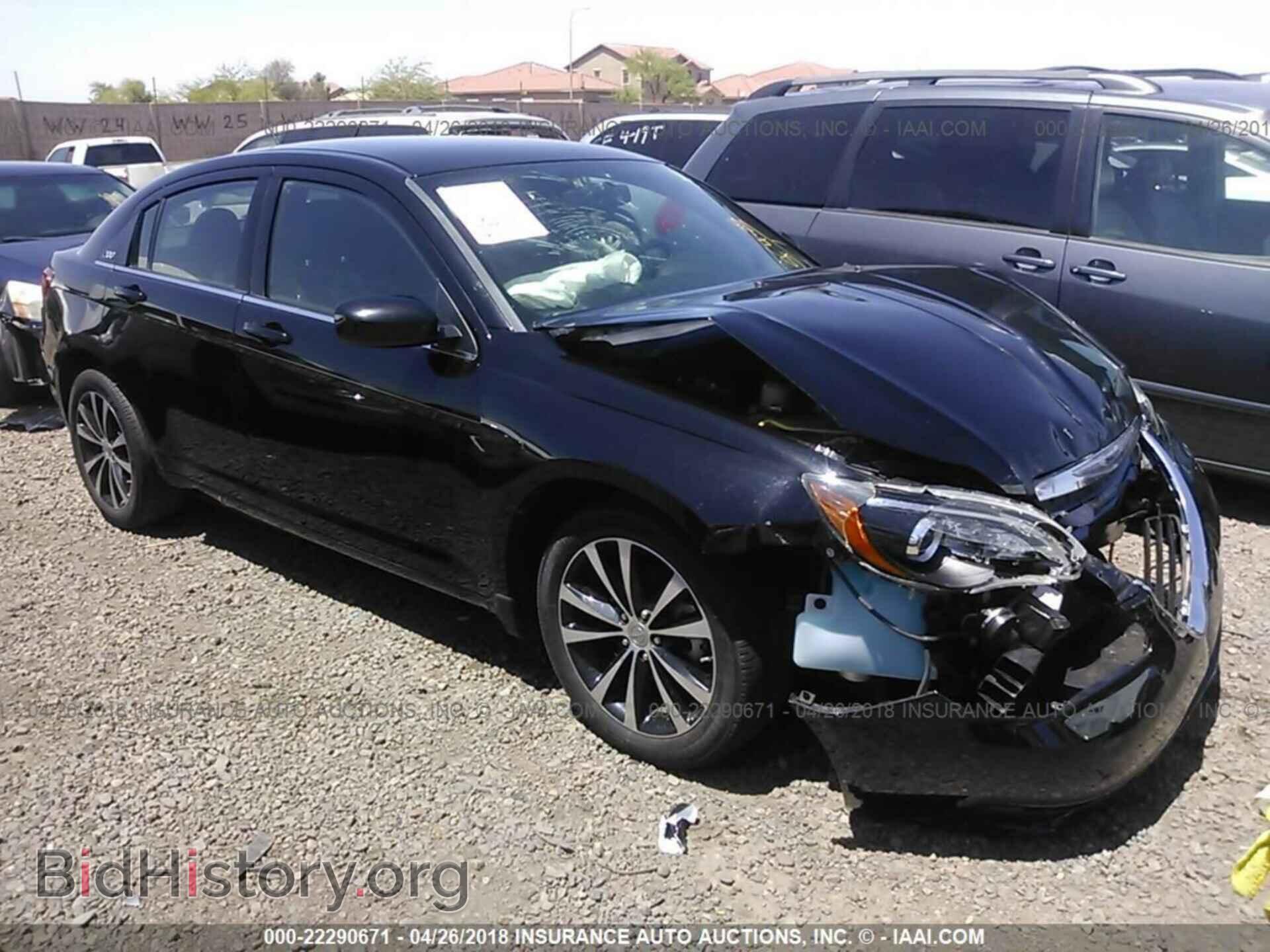 Photo 1C3CCBBG3DN754629 - Chrysler 200 2013