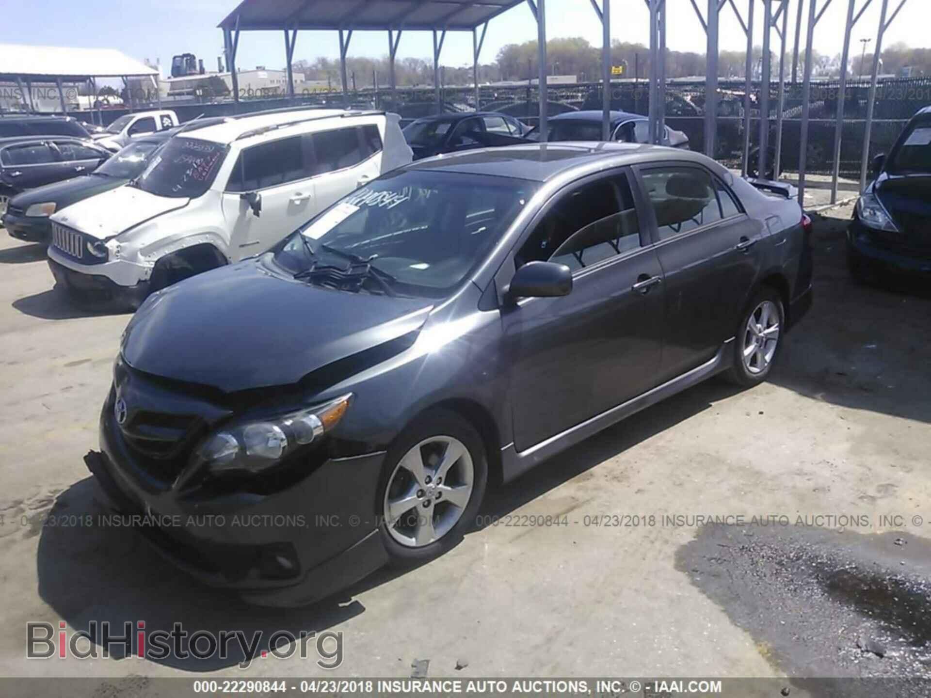 2011 Toyota Corolla - VIN: 2T1BU4EEXBC696061 - Photo 2