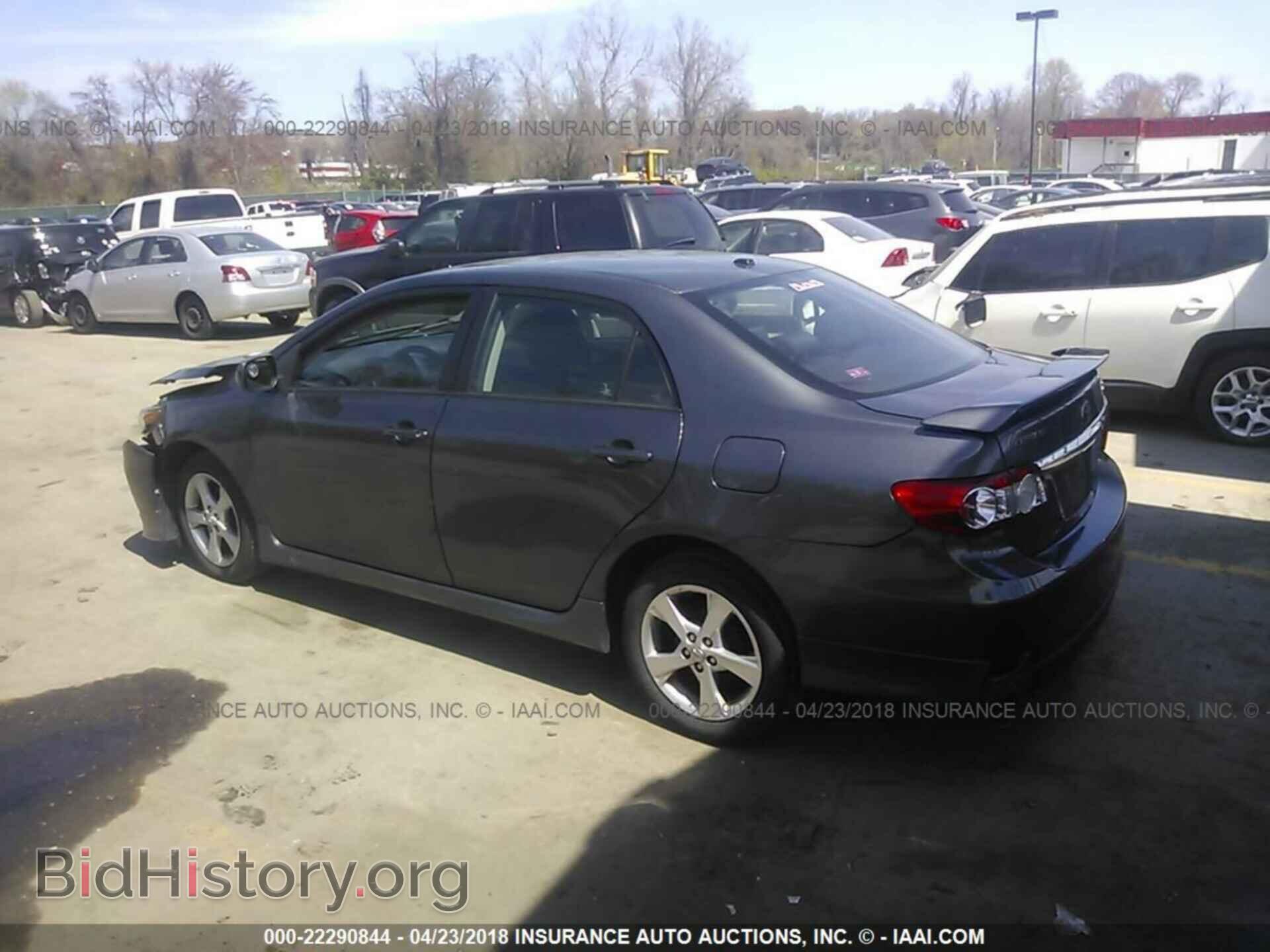 2011 Toyota Corolla - VIN: 2T1BU4EEXBC696061 - Photo 3