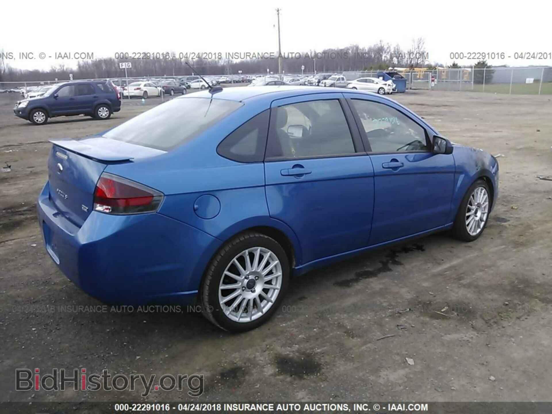 2011 Ford Focus - VIN: 1FAHP3GN3BW176306 - Фото 4