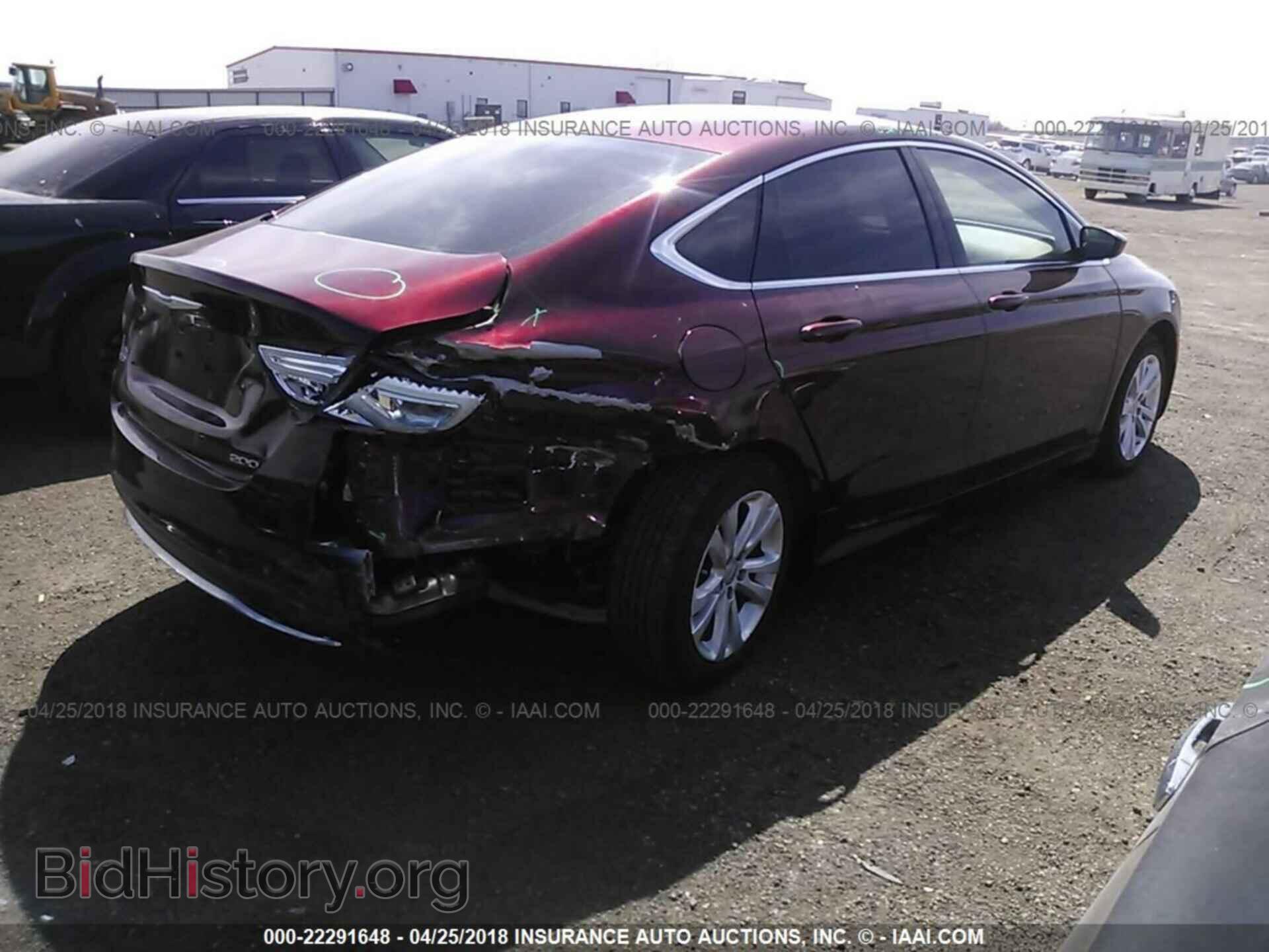 2016 Chrysler 200 - VIN: 1C3CCCABXGN145120 - Photo 4