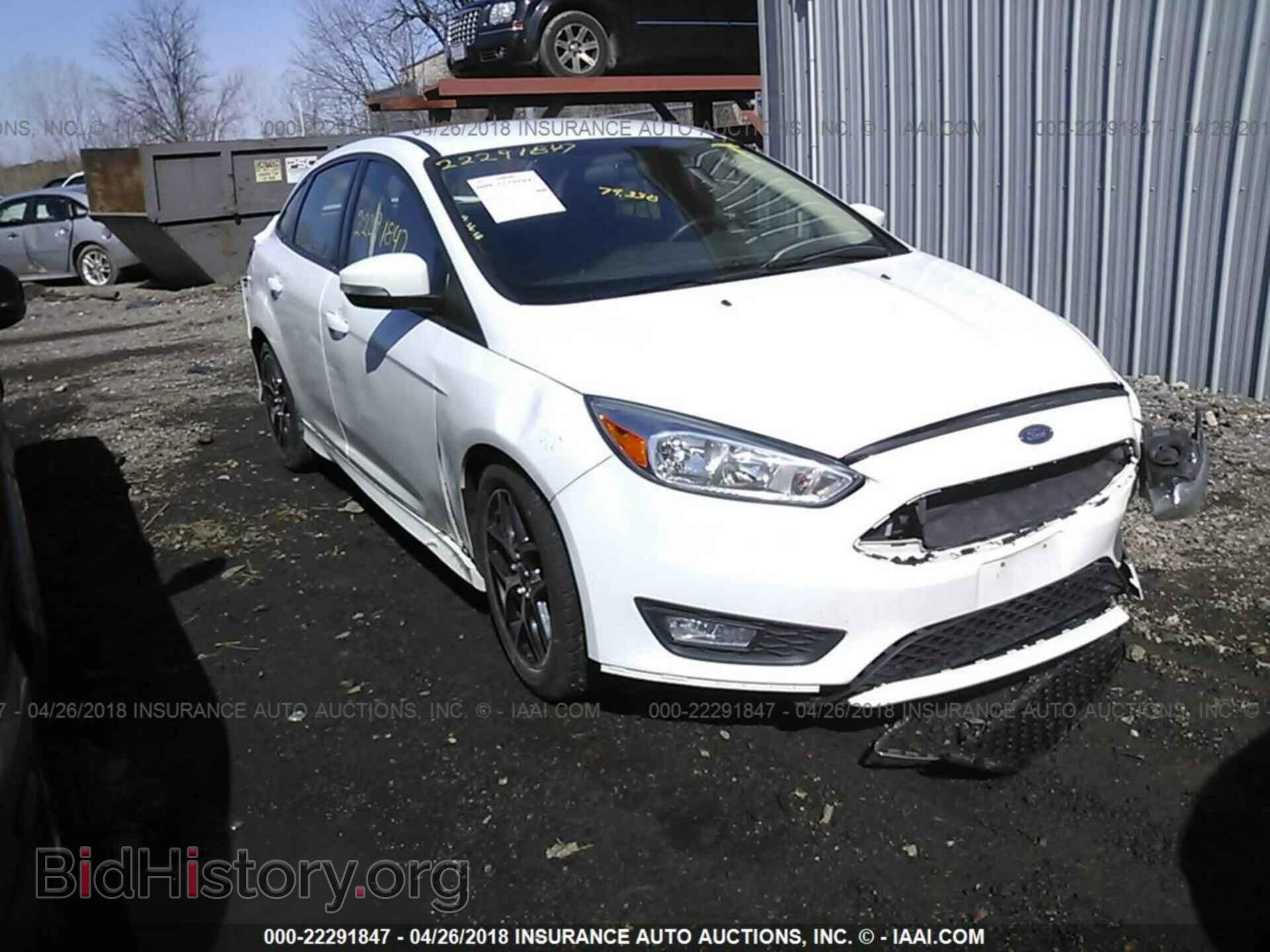 Photo 1FADP3F29FL379391 - Ford Focus 2015