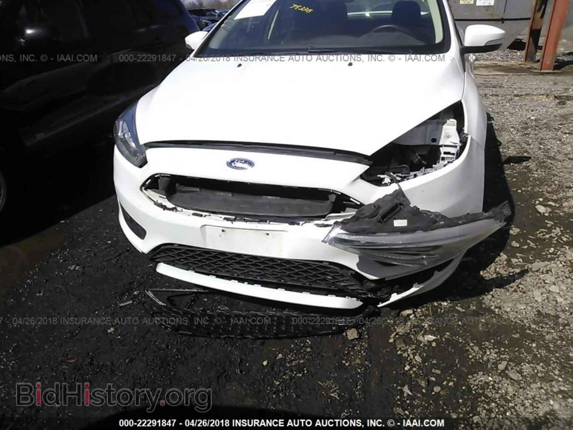 2015 Ford Focus - VIN: 1FADP3F29FL379391 - Photo 6
