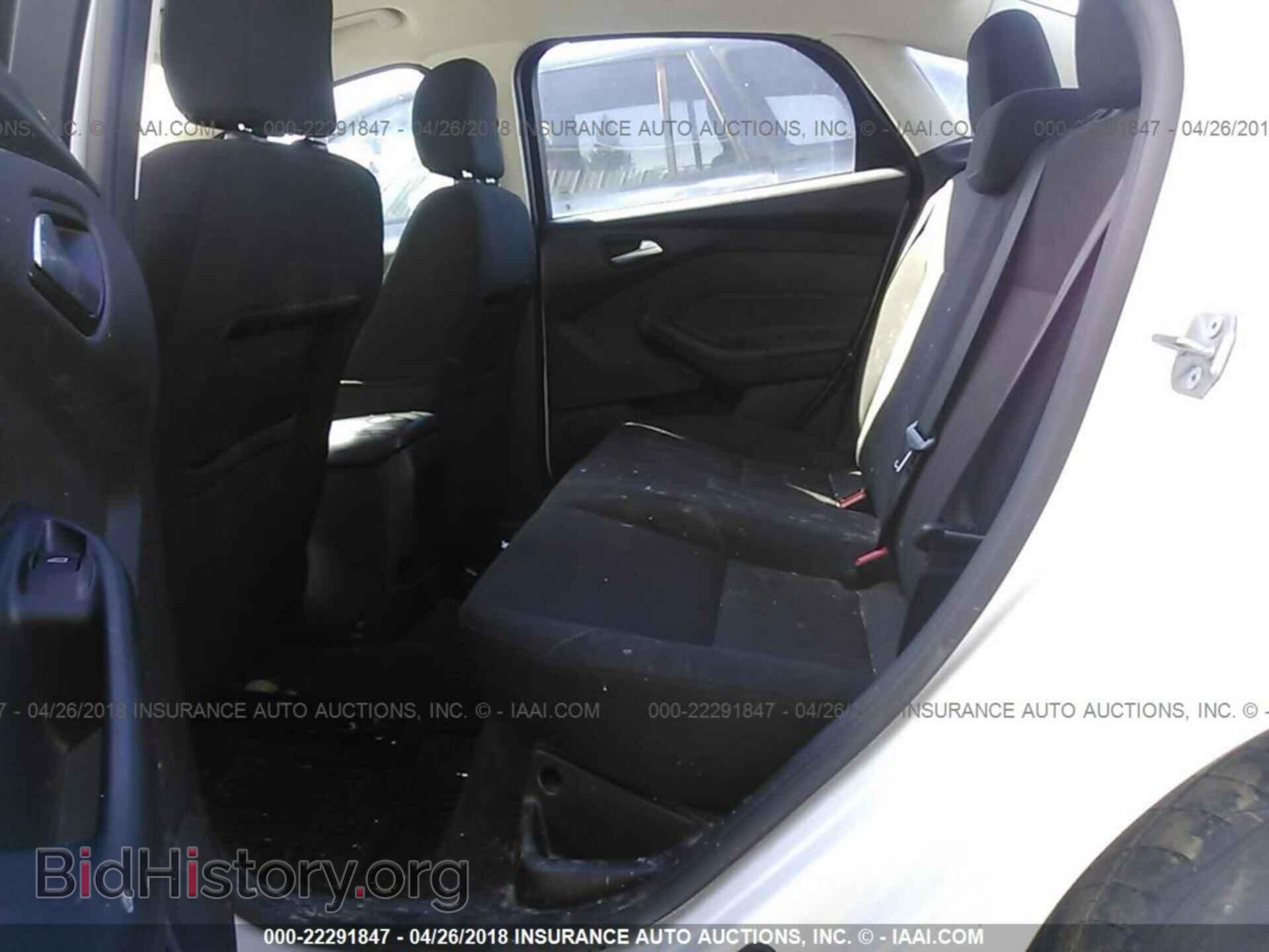 2015 Ford Focus - VIN: 1FADP3F29FL379391 - Photo 8