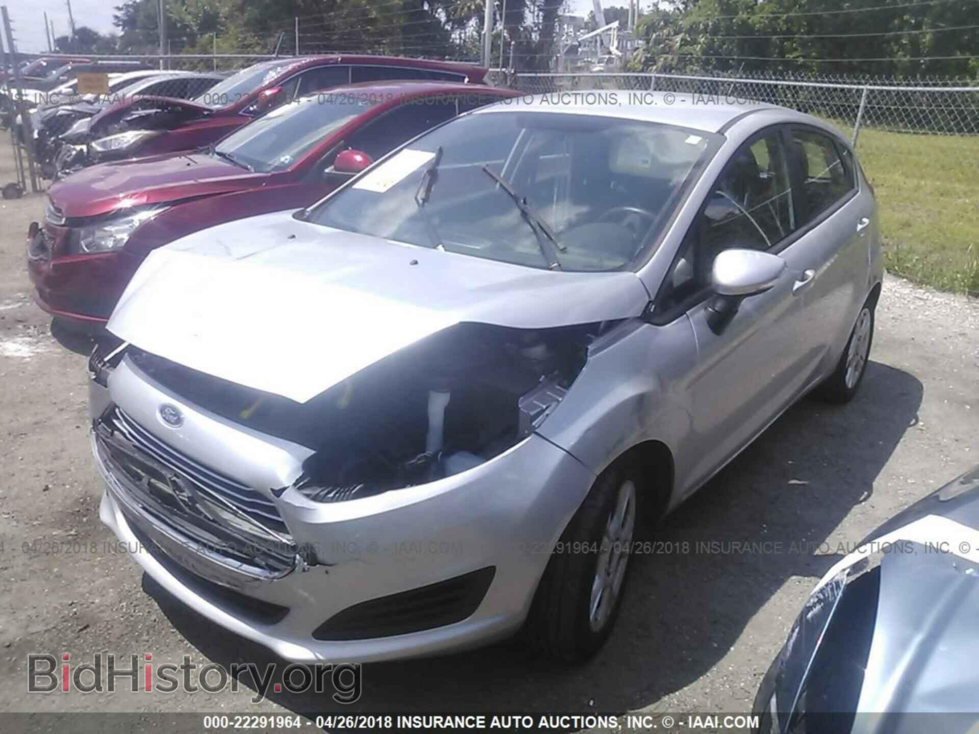 2015 Ford Fiesta - VIN: 3FADP4EJXFM223504 - Фото 2