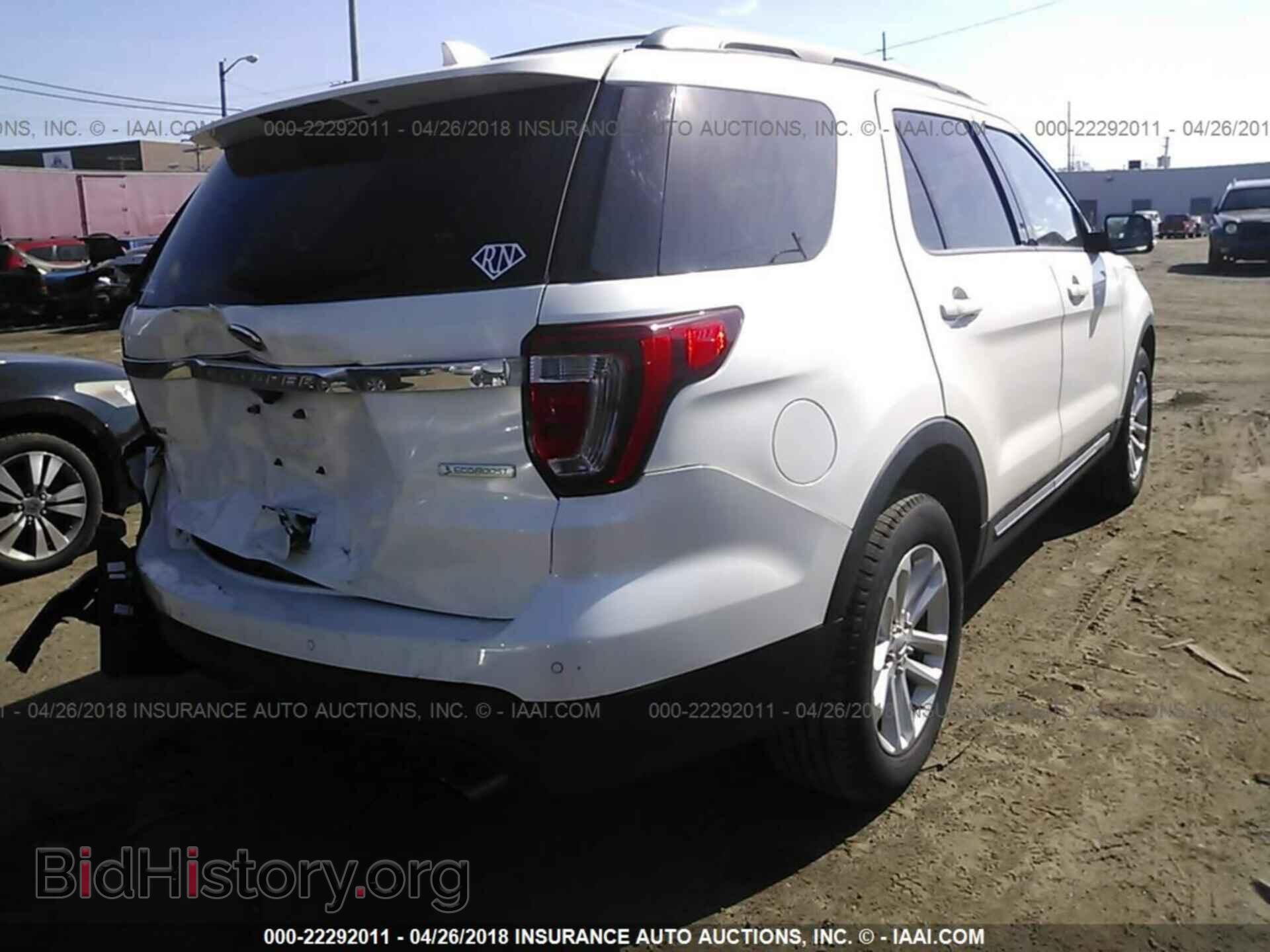 2016 Ford Explorer - VIN: 1FM5K7DH2GGB93581 - Photo 4