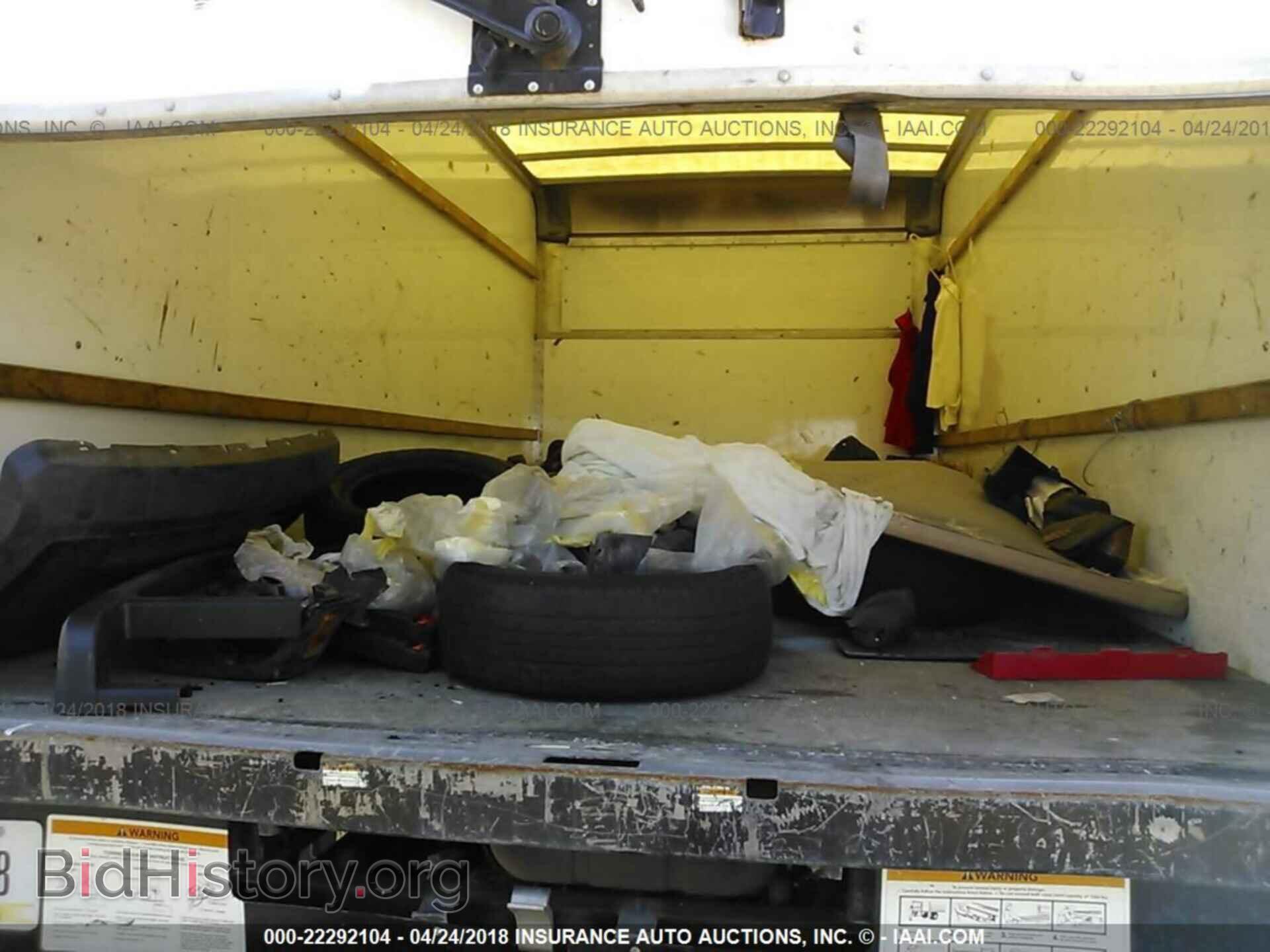 2015 Ford Econoline - VIN: 1FDWE3FS4FDA18231 - Photo 7