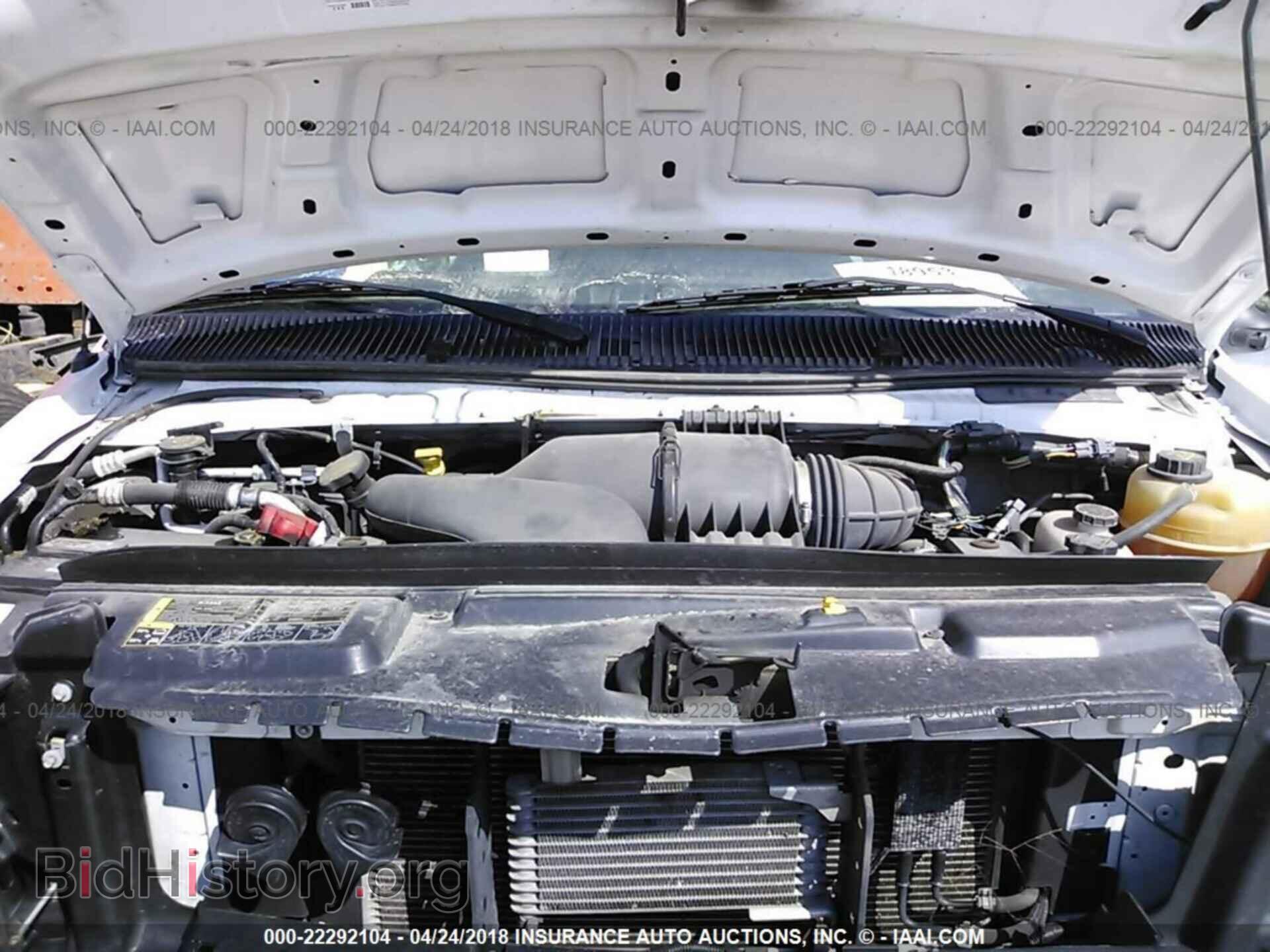 2015 Ford Econoline - VIN: 1FDWE3FS4FDA18231 - Photo 9