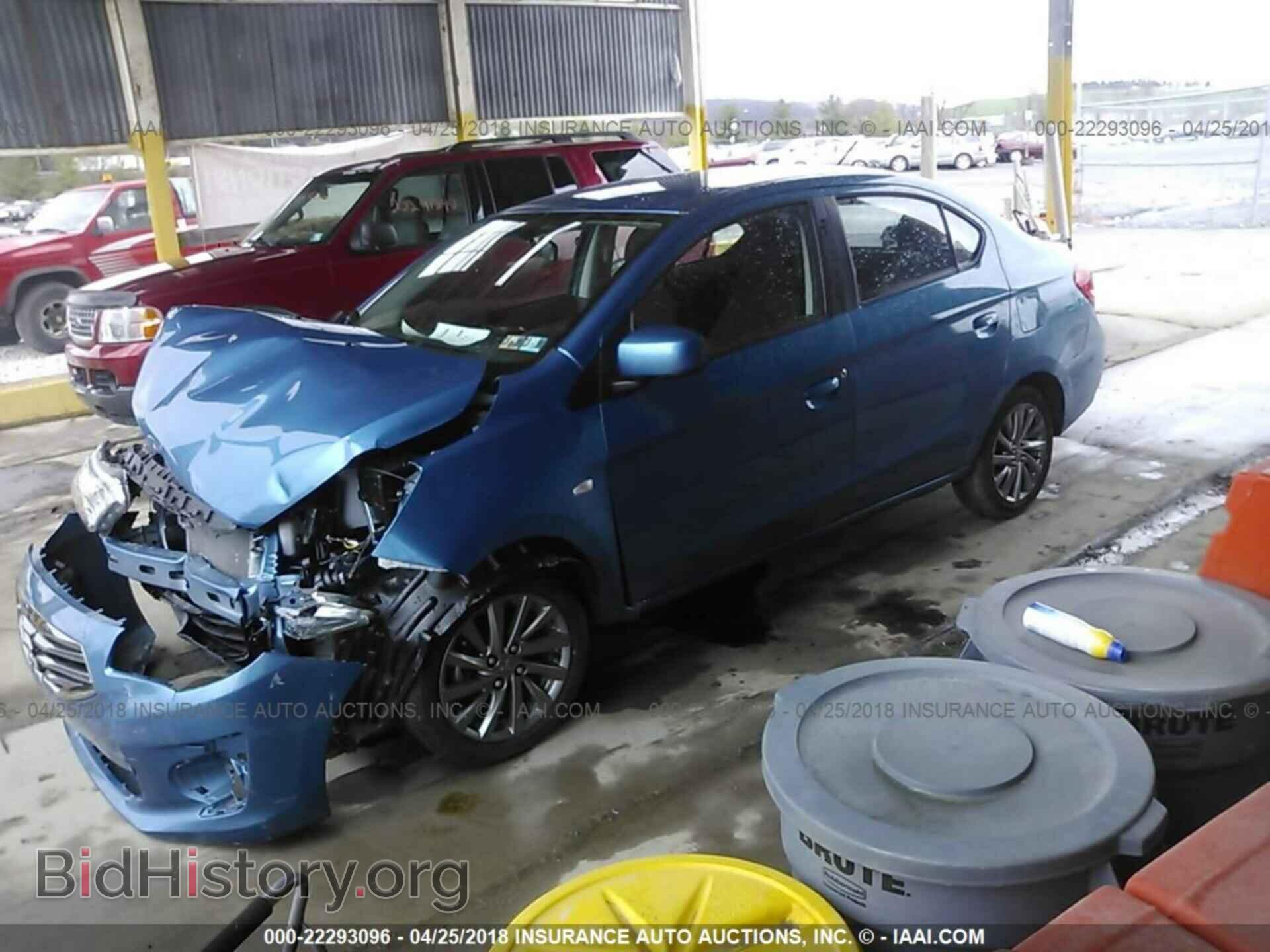 2018 Mitsubishi Mirage - VIN: ML32F3FJ1JHF04560 - Фото 2