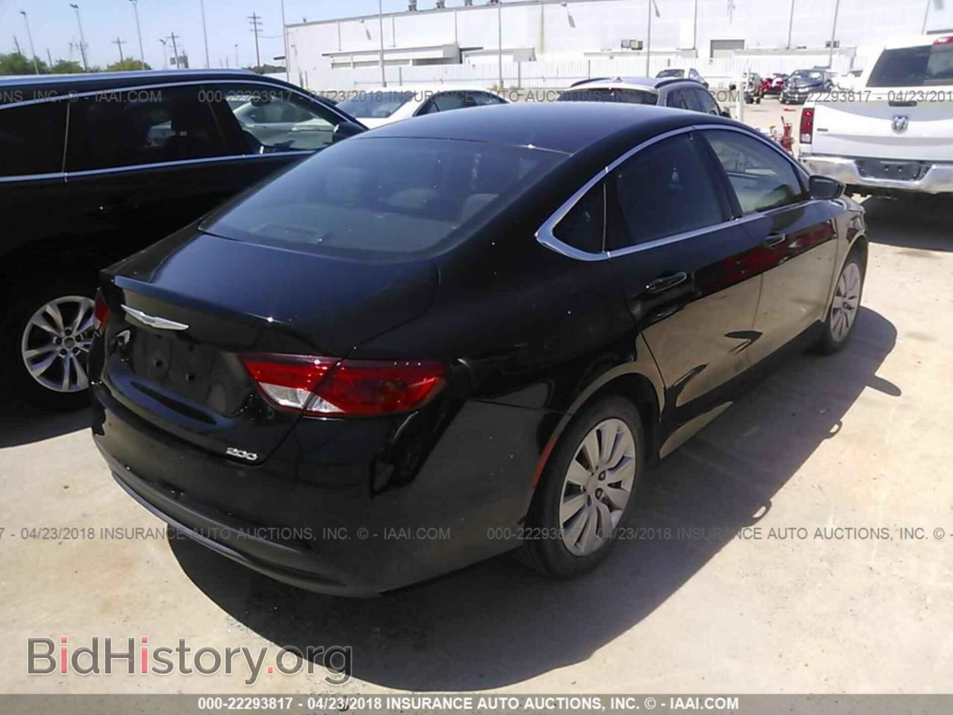 2015 Chrysler 200 - VIN: 1C3CCCFB7FN706025 - Photo 4