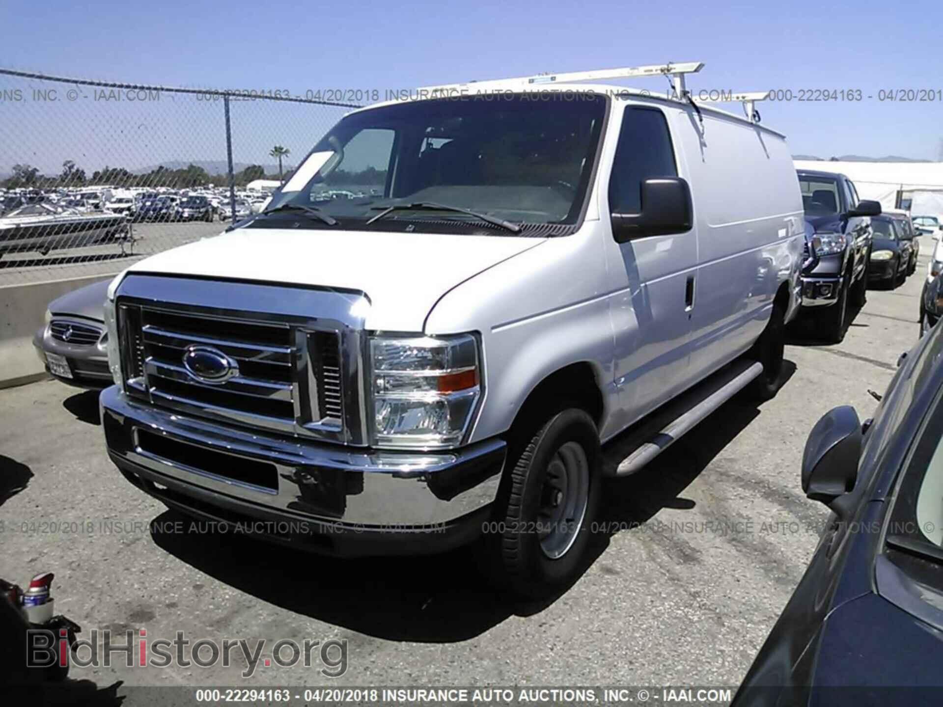 2011 Ford Econoline - VIN: 1FTNE2EW0BDB24166 - Фото 2