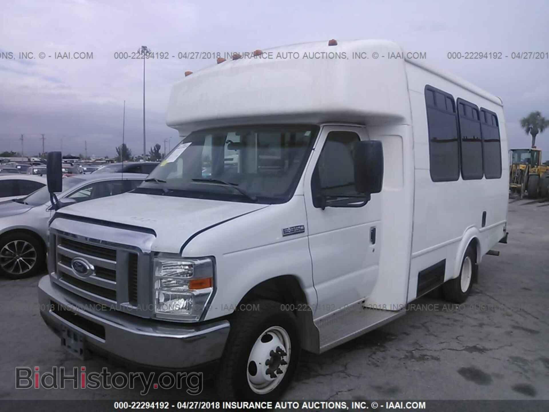 2014 Ford Econoline - VIN: 1FDEE3FSXEDB17713 - Photo 2