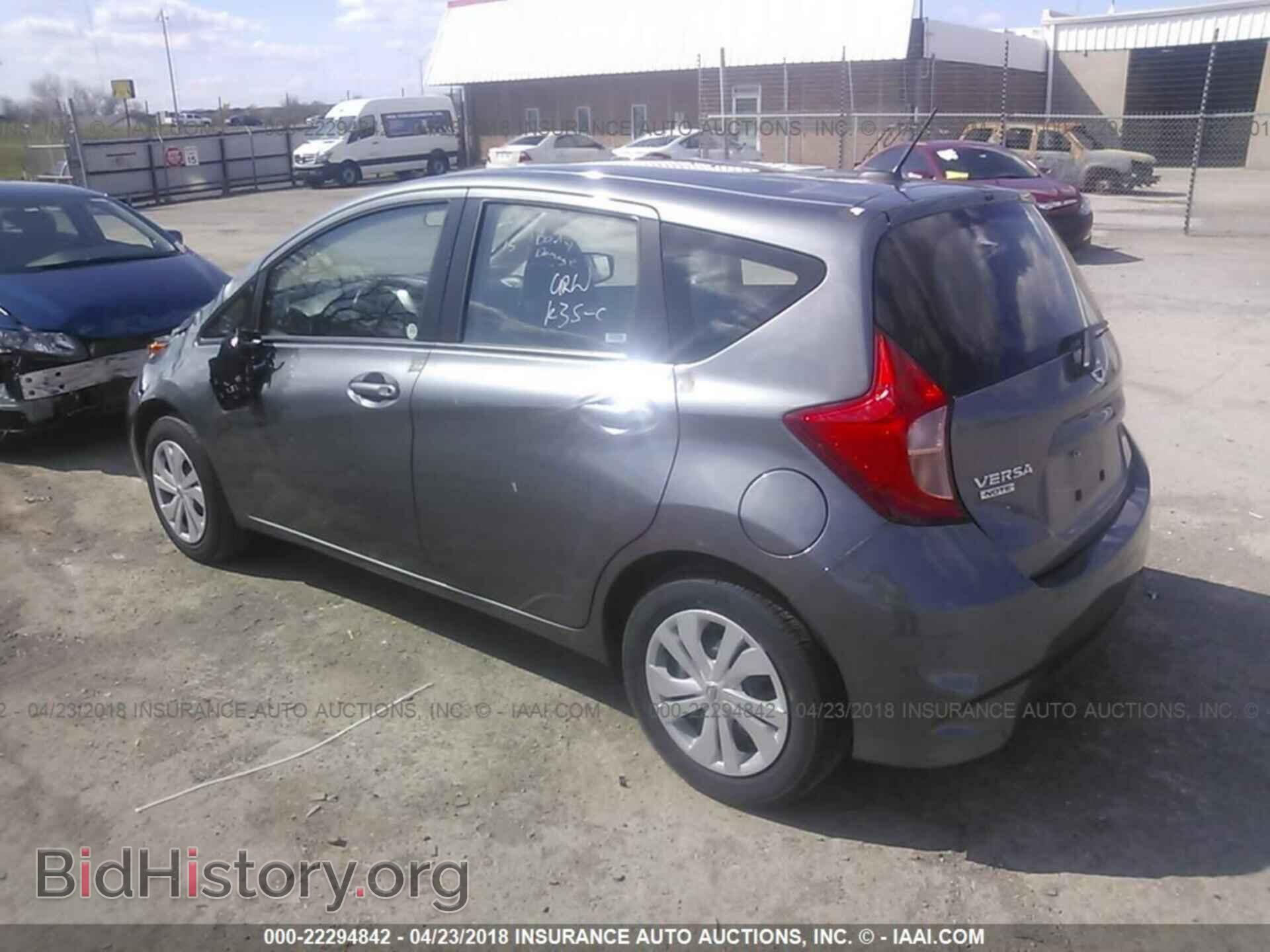 2018 Nissan Versa note - VIN: 3N1CE2CP8JL354178 - Фото 3