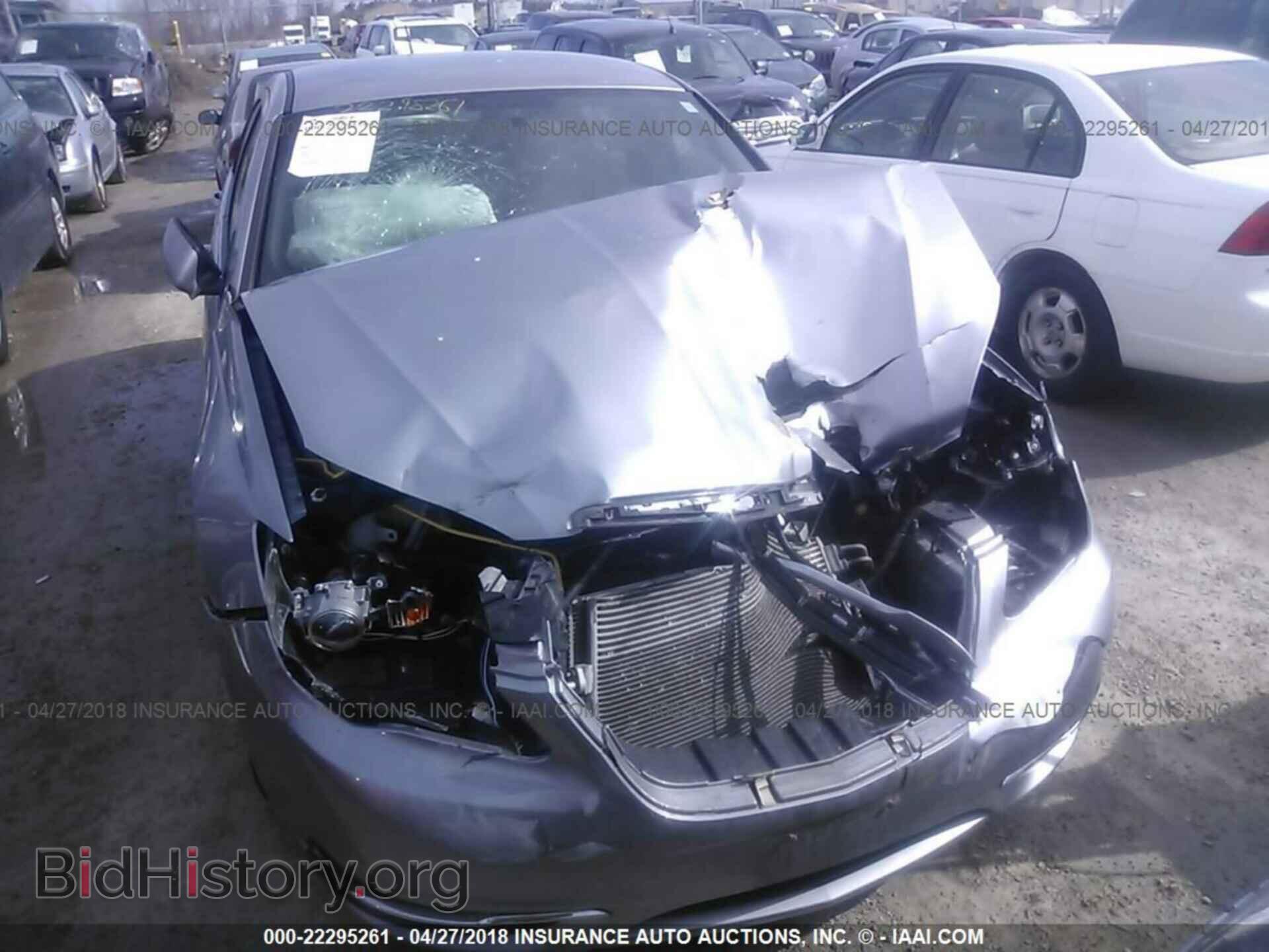 2013 Chrysler 200 - VIN: 1C3CCBAB2DN733275 - Фото 6