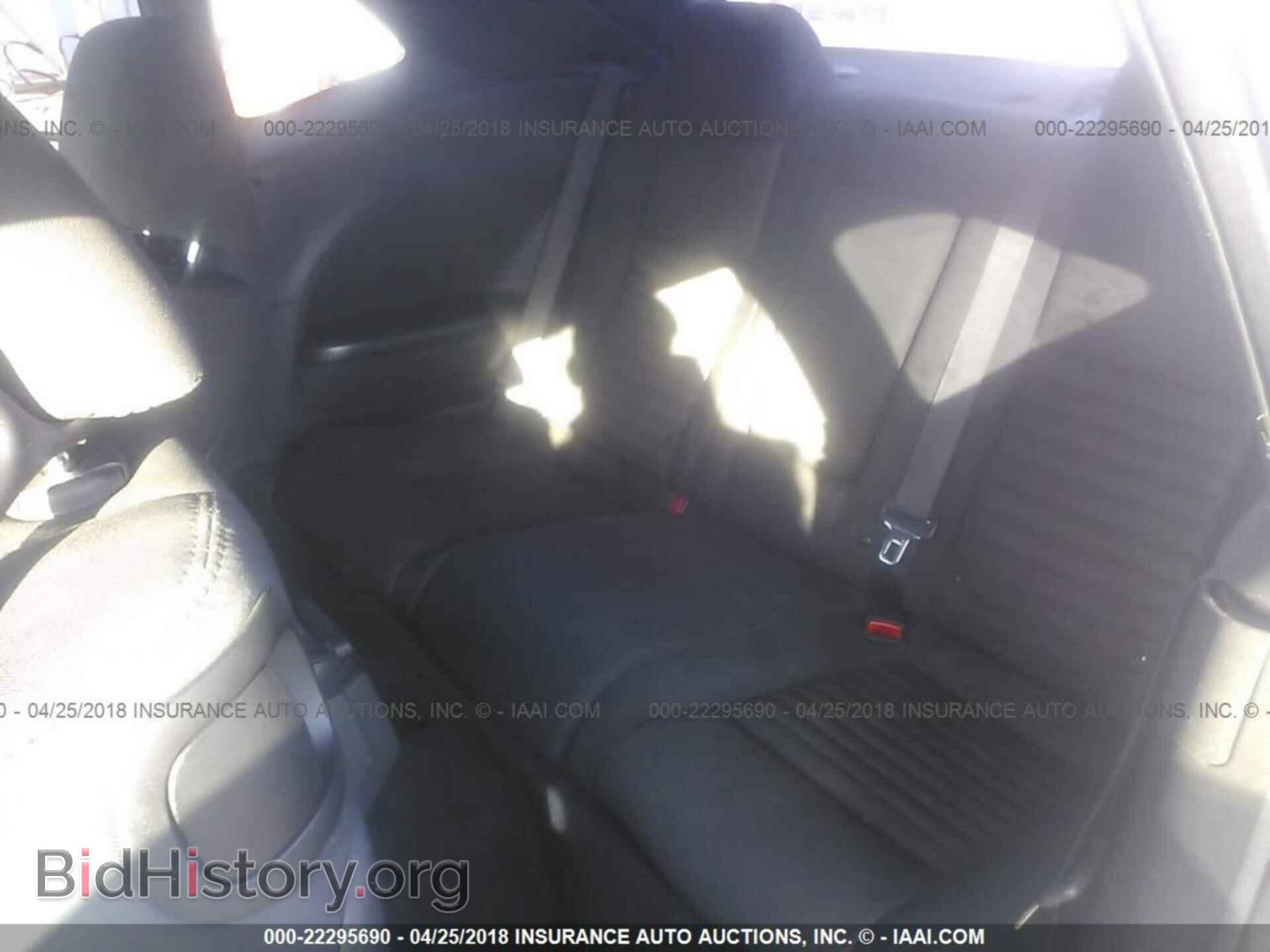 2013 Dodge Challenger - VIN: 2C3CDYAG0DH646009 - Photo 8