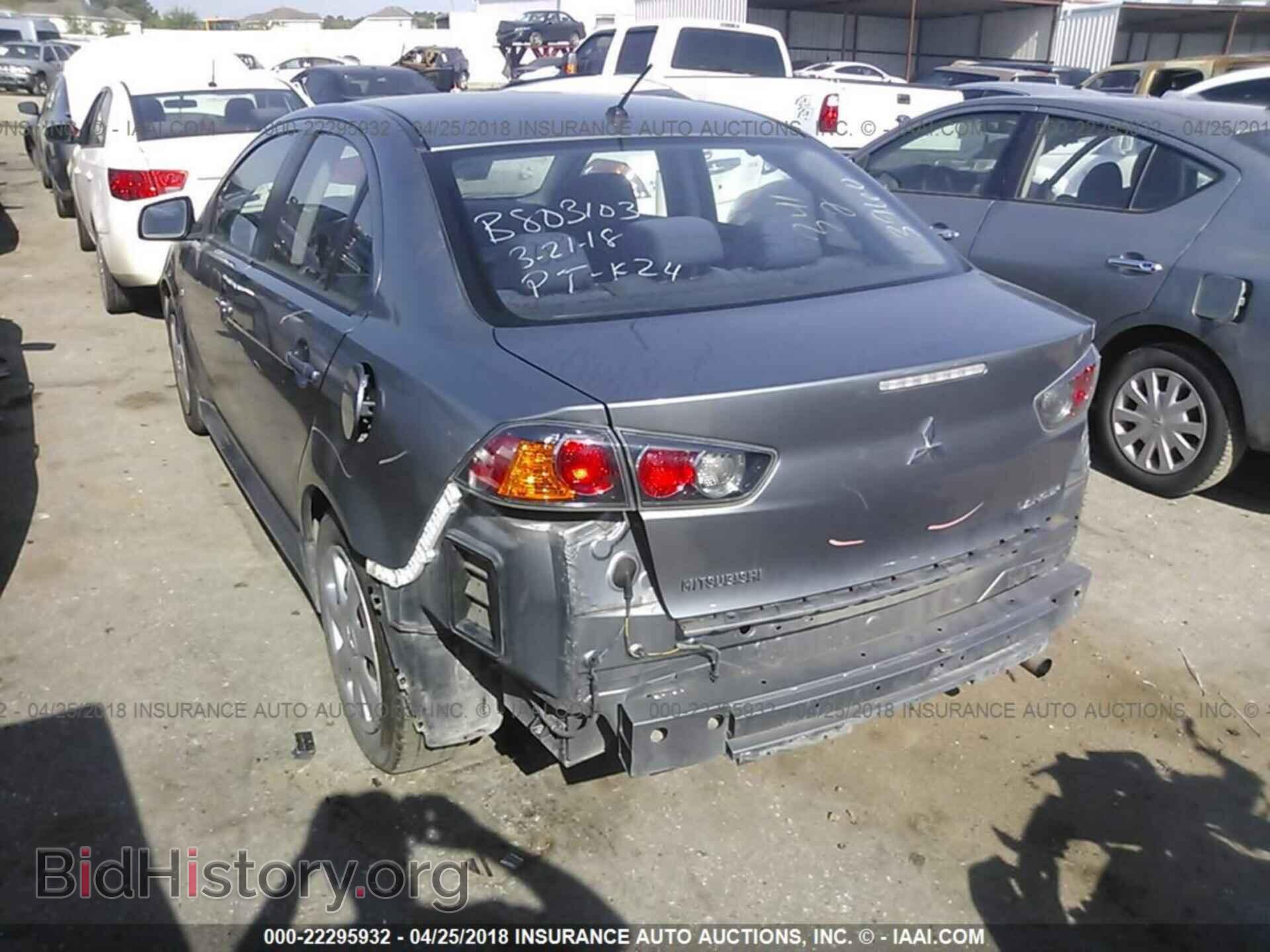 2014 Mitsubishi Lancer - VIN: JA32U2FUXEU003960 - Фото 3