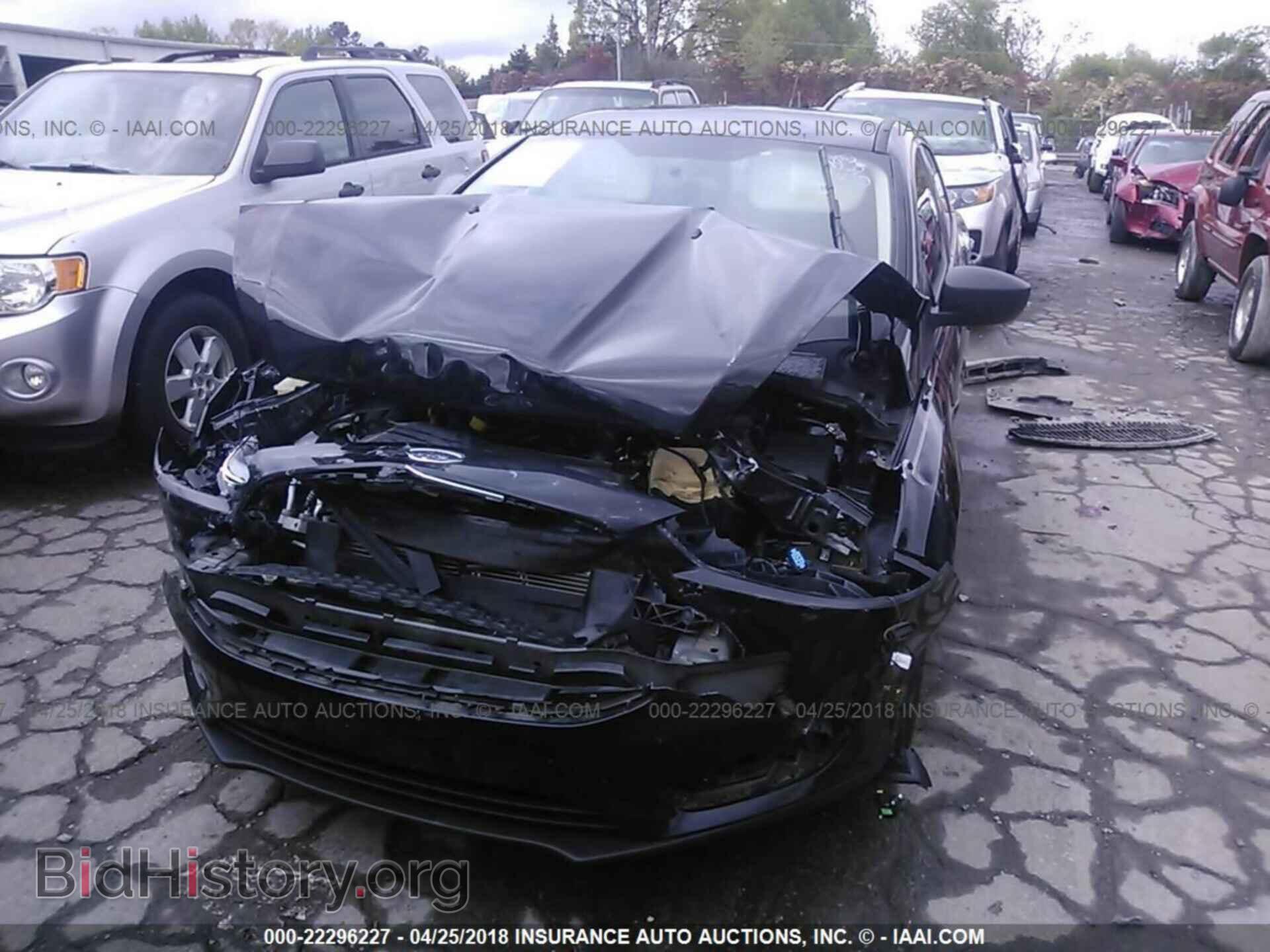 2015 Ford Focus - VIN: 1FADP3E20FL321574 - Photo 6