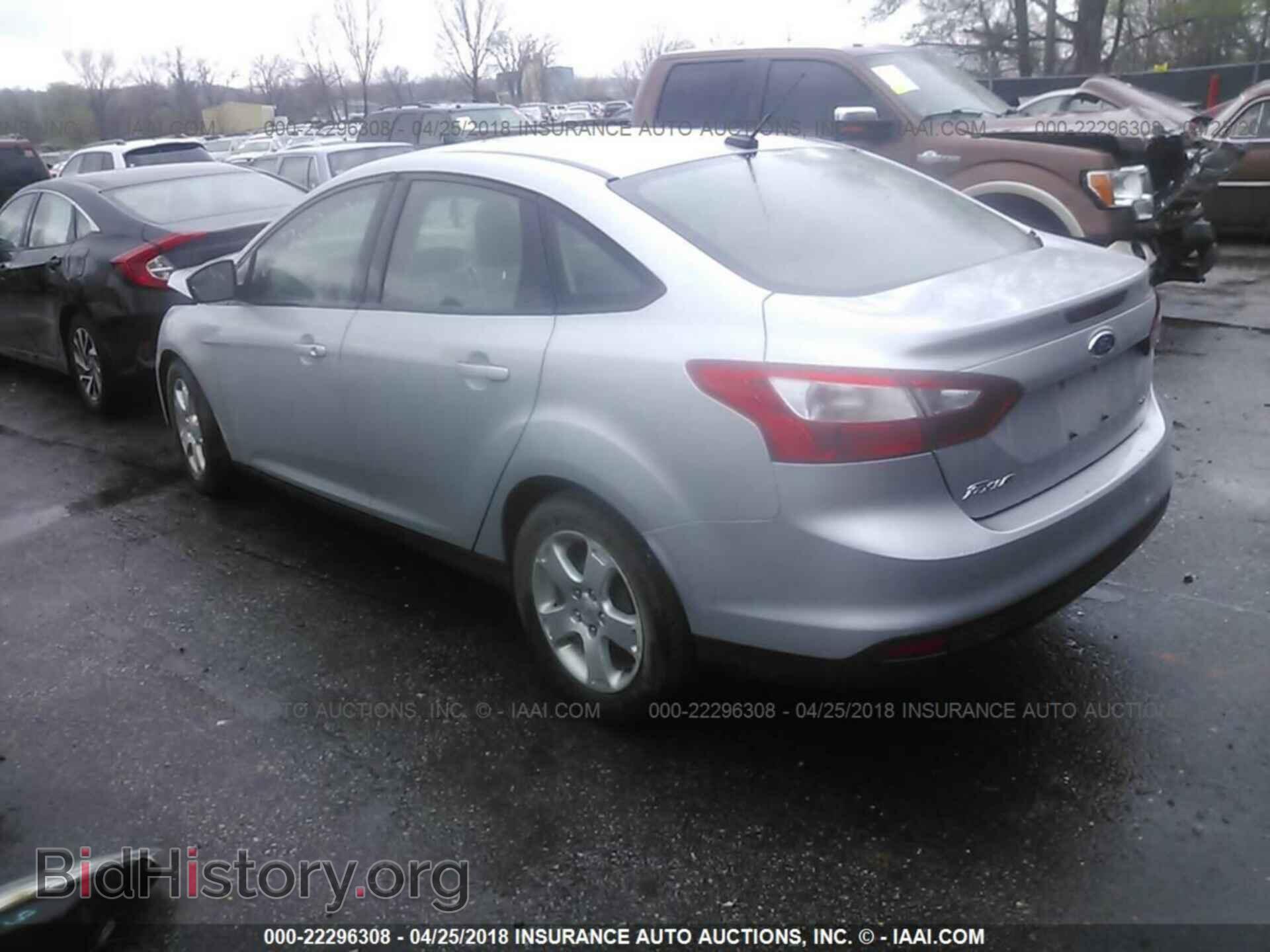 2012 Ford Focus - VIN: 1FAHP3F2XCL179648 - Фото 3