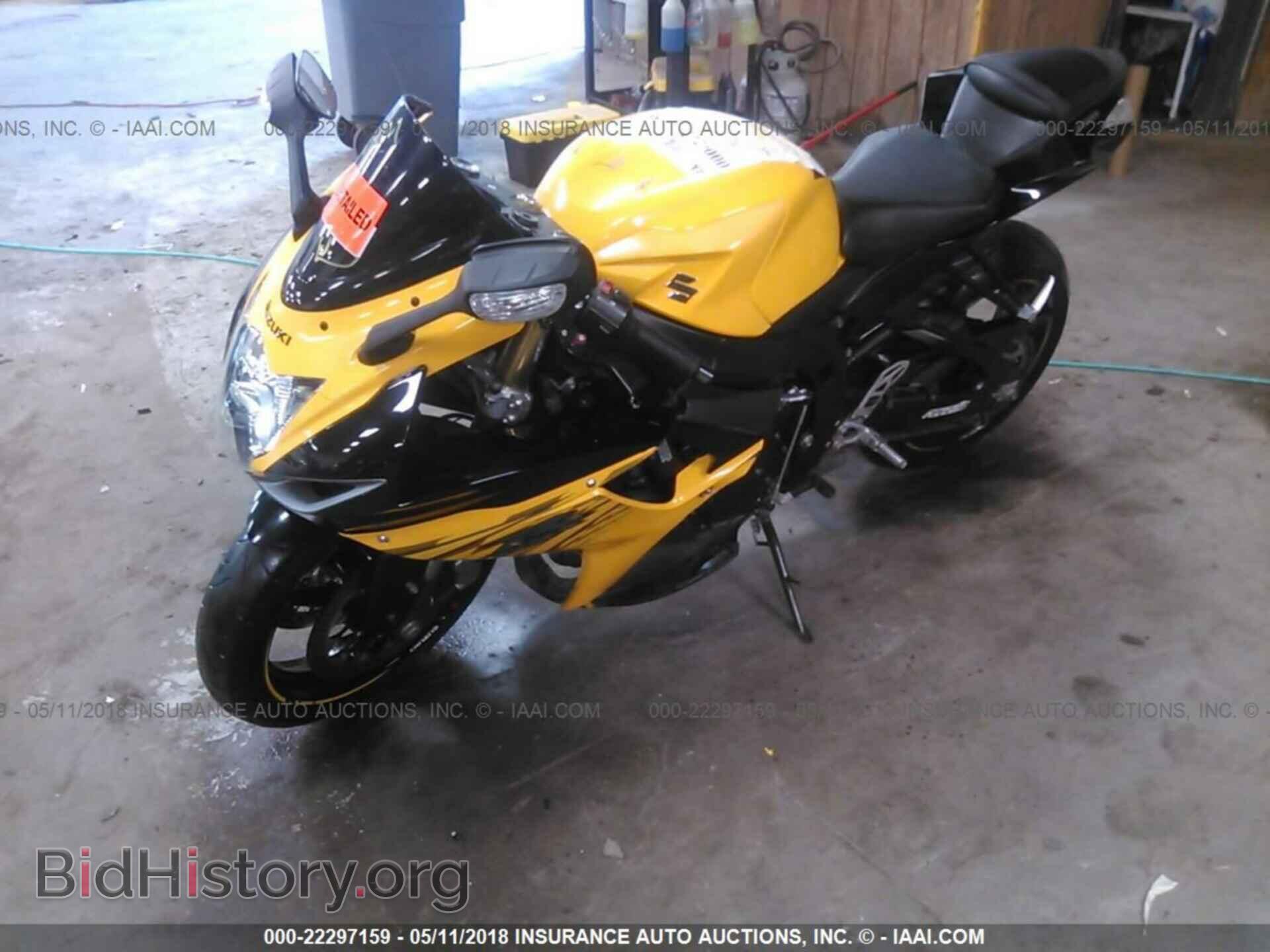2012 Suzuki Gsx750 - VIN: JS1GR7MA6C2101000 - Фото 2