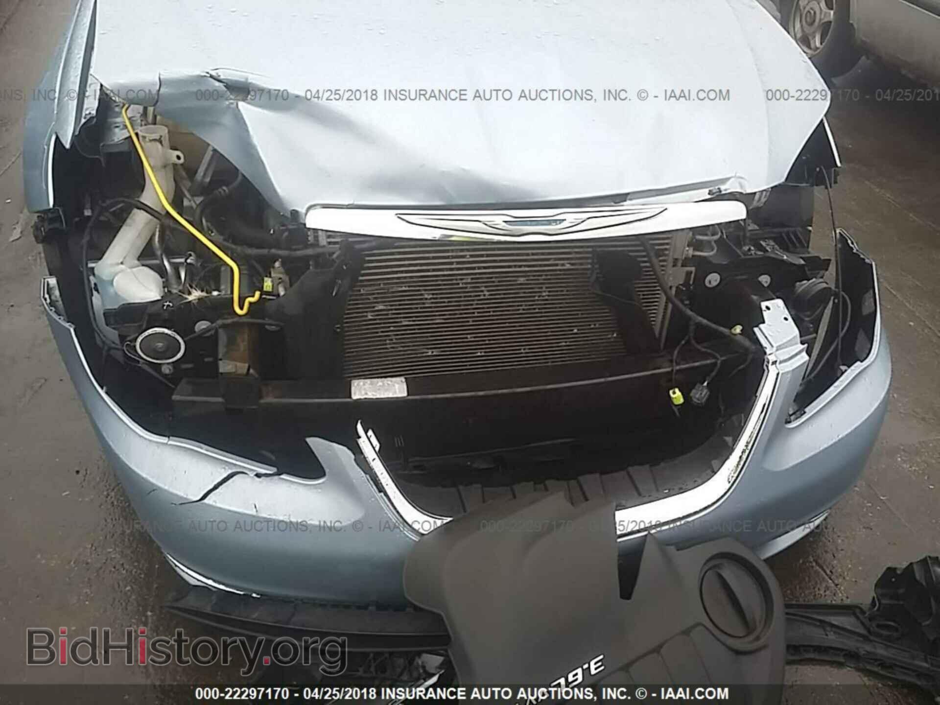 2013 Chrysler 200 - VIN: 1C3CCBCG1DN737665 - Photo 6