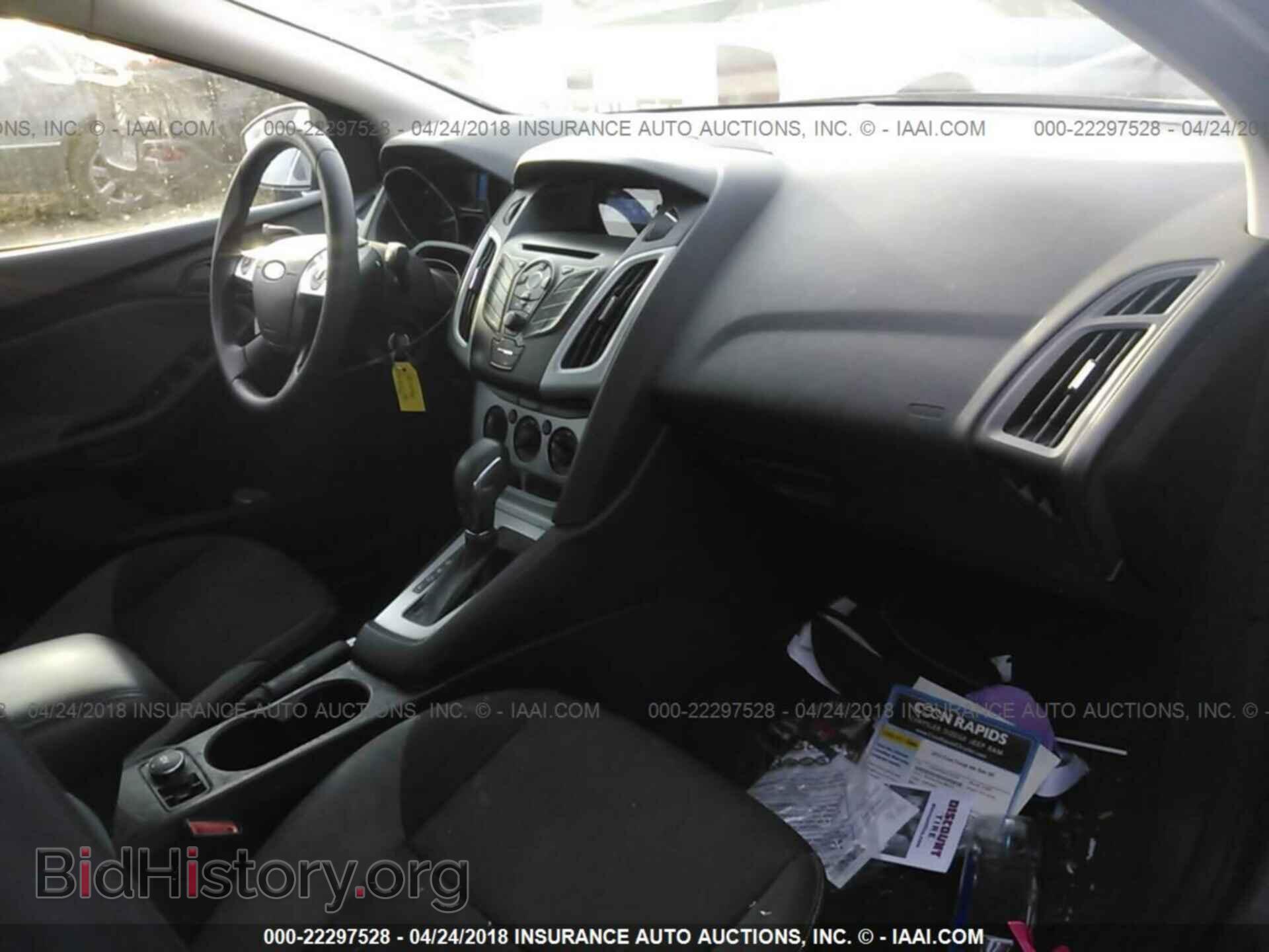 2012 Ford Focus - VIN: 1FAHP3F2XCL201230 - Photo 5