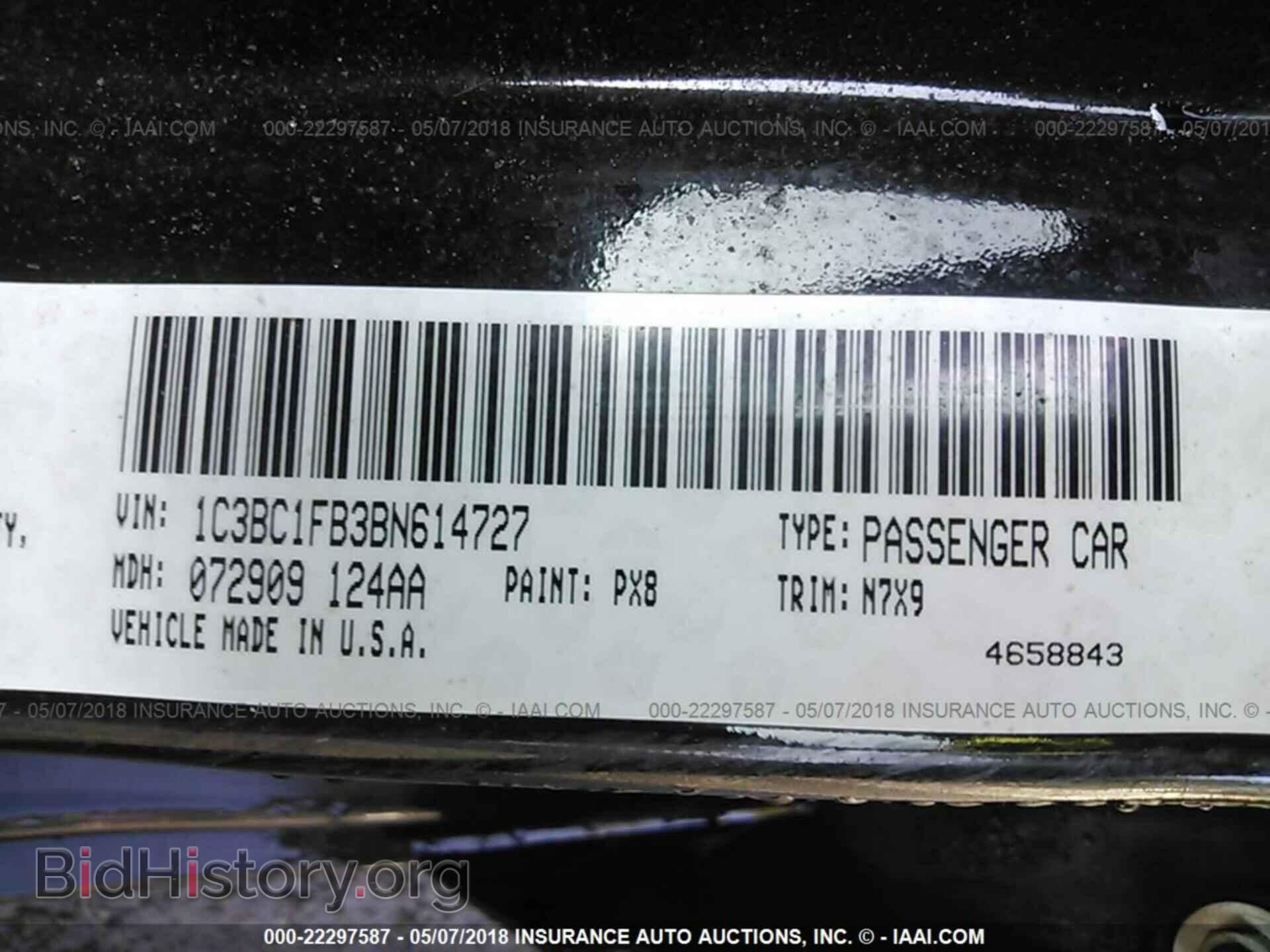 2011 Chrysler 200 - VIN: 1C3BC1FB3BN614727 - Photo 9