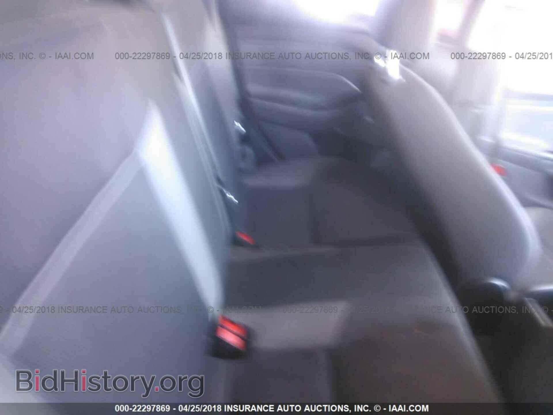 2014 Ford Focus - VIN: 1FADP3E24EL271342 - Photo 8