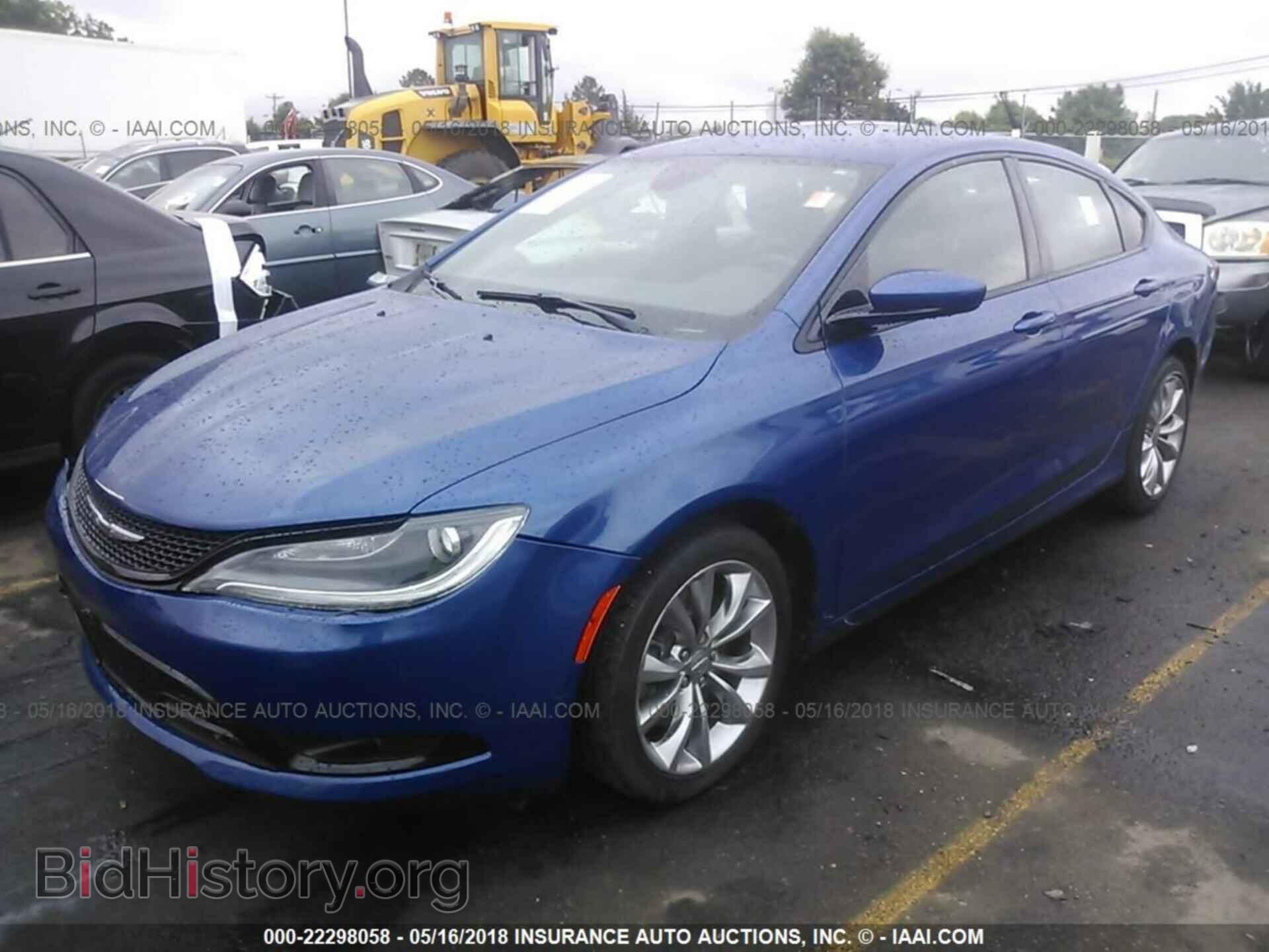 2015 Chrysler 200 - VIN: 1C3CCCBG9FN519080 - Photo 2