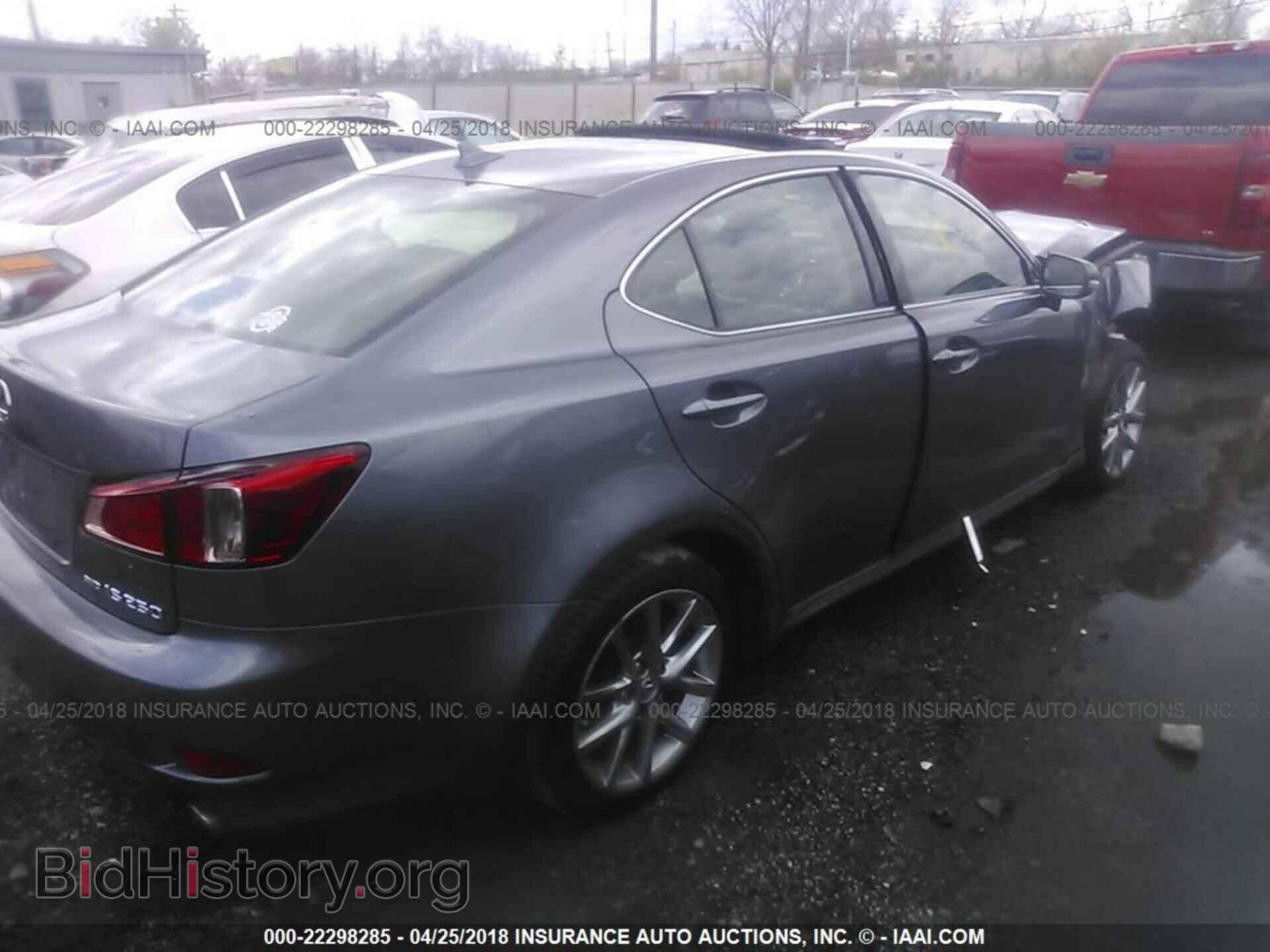 2013 Lexus Is - VIN: JTHCF5C29D5061828 - Photo 4