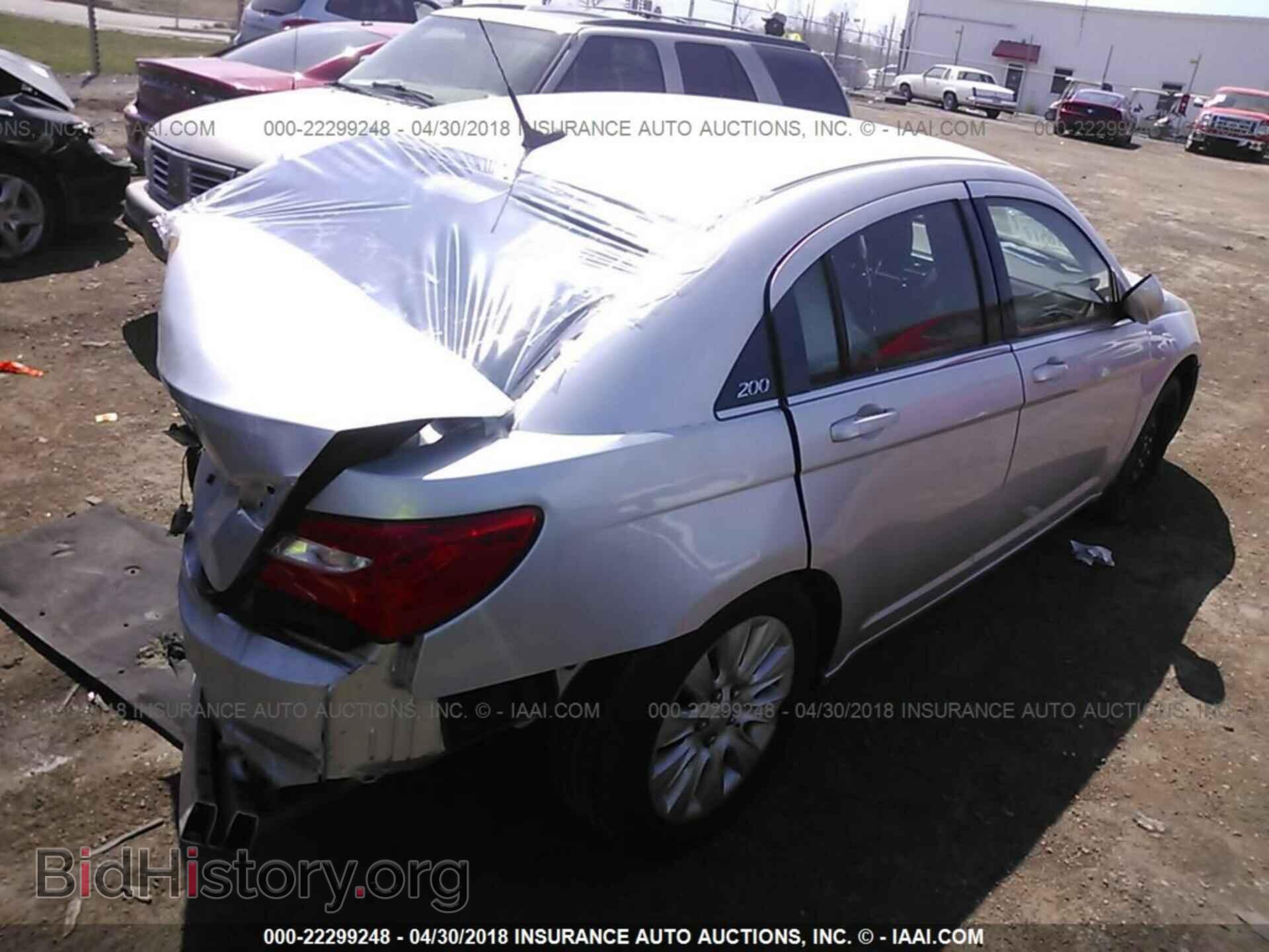 2011 Chrysler 200 - VIN: 1C3BC4FB8BN524992 - Фото 4