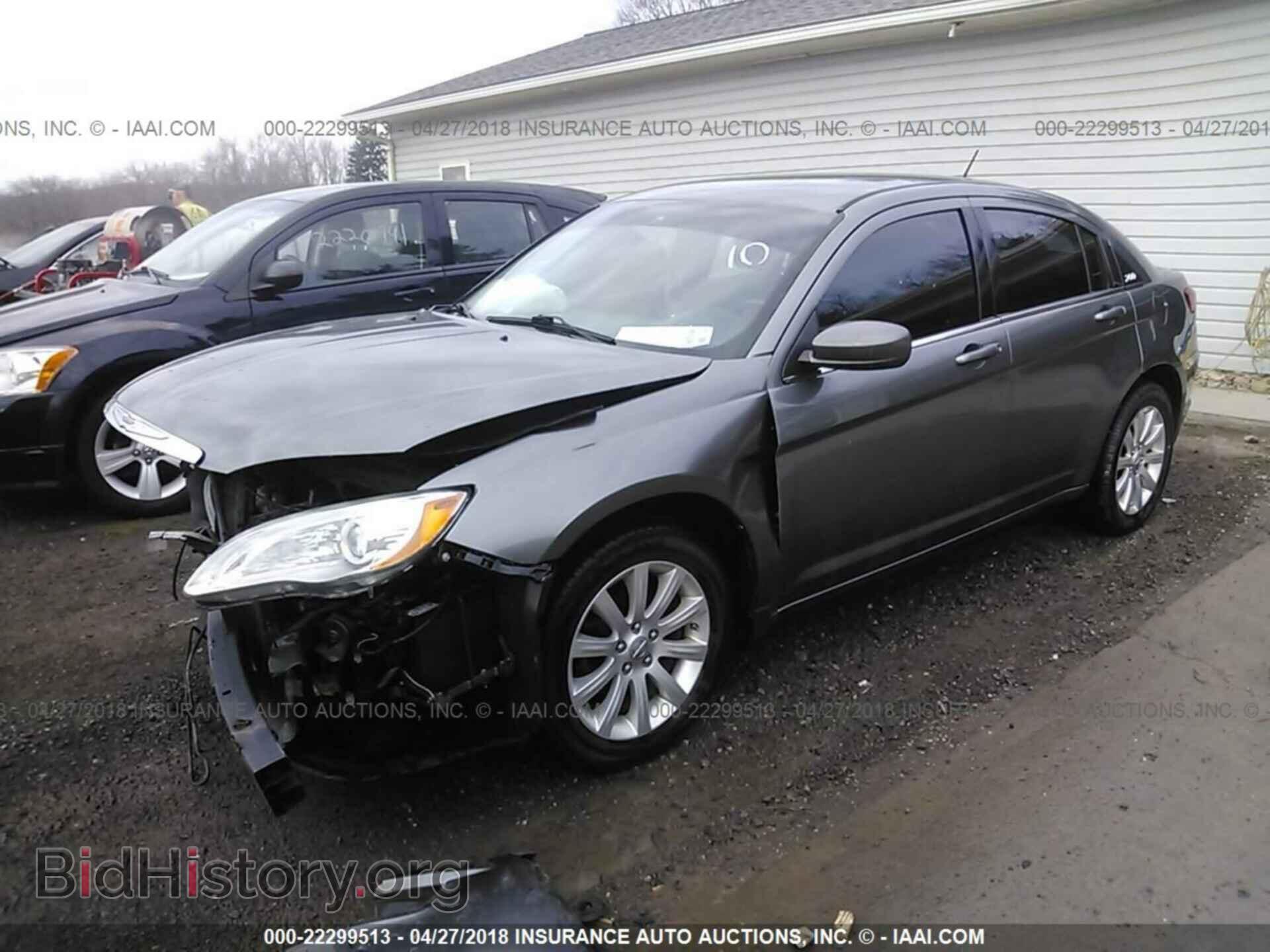 2013 Chrysler 200 - VIN: 1C3CCBBB1DN650340 - Photo 2