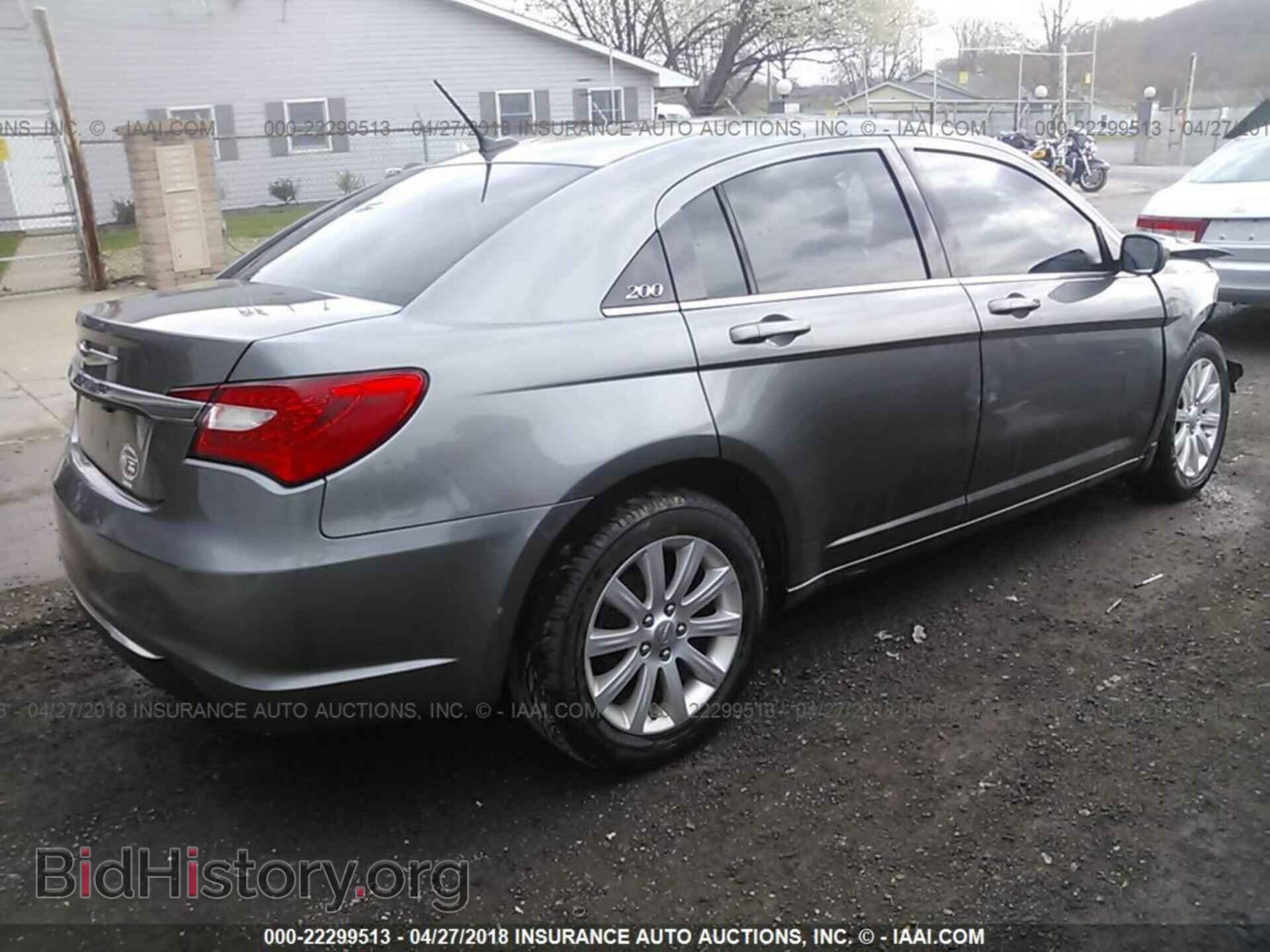 2013 Chrysler 200 - VIN: 1C3CCBBB1DN650340 - Photo 4