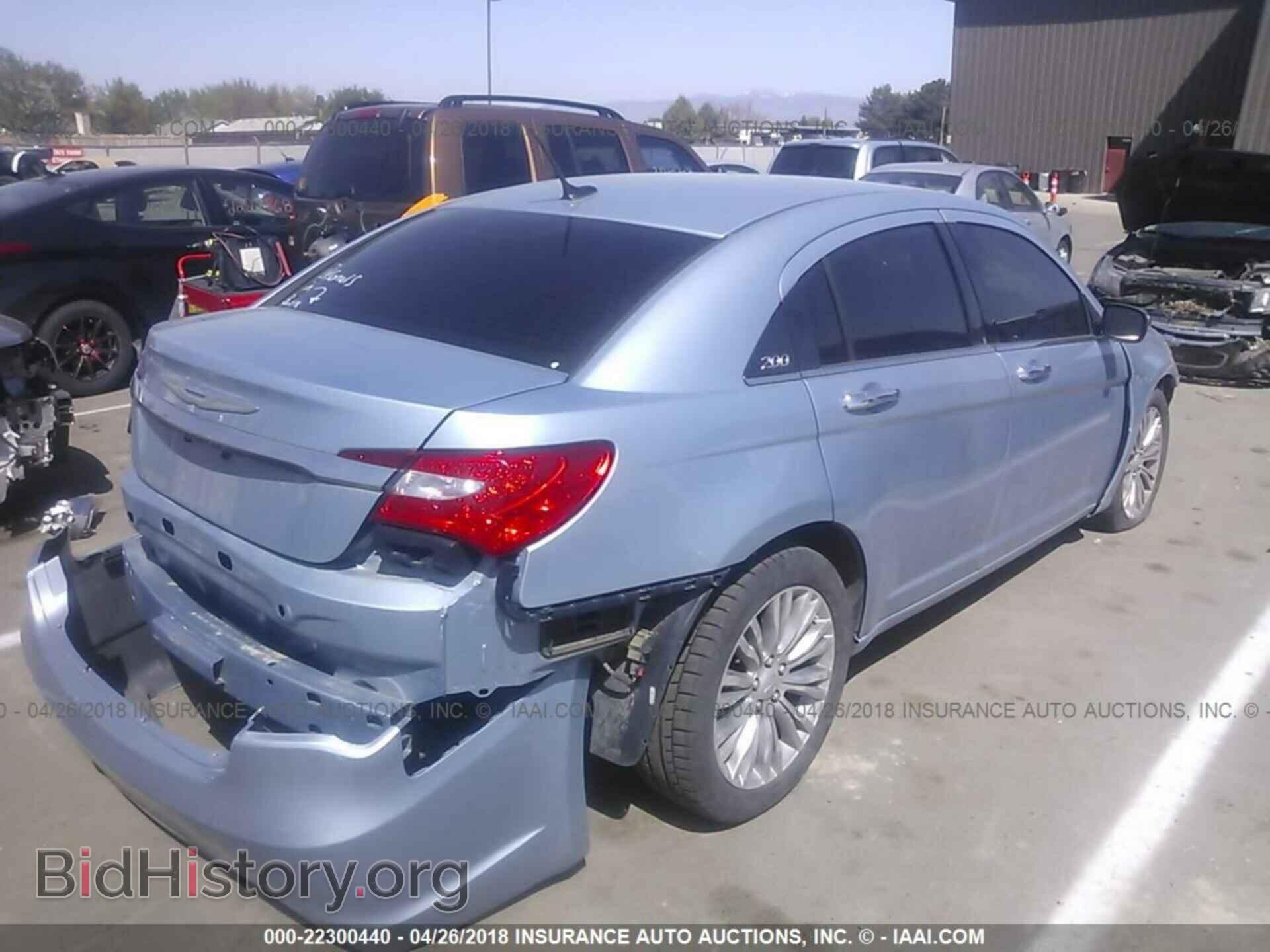 2012 Chrysler 200 - VIN: 1C3CCBCB5CN257891 - Фото 4