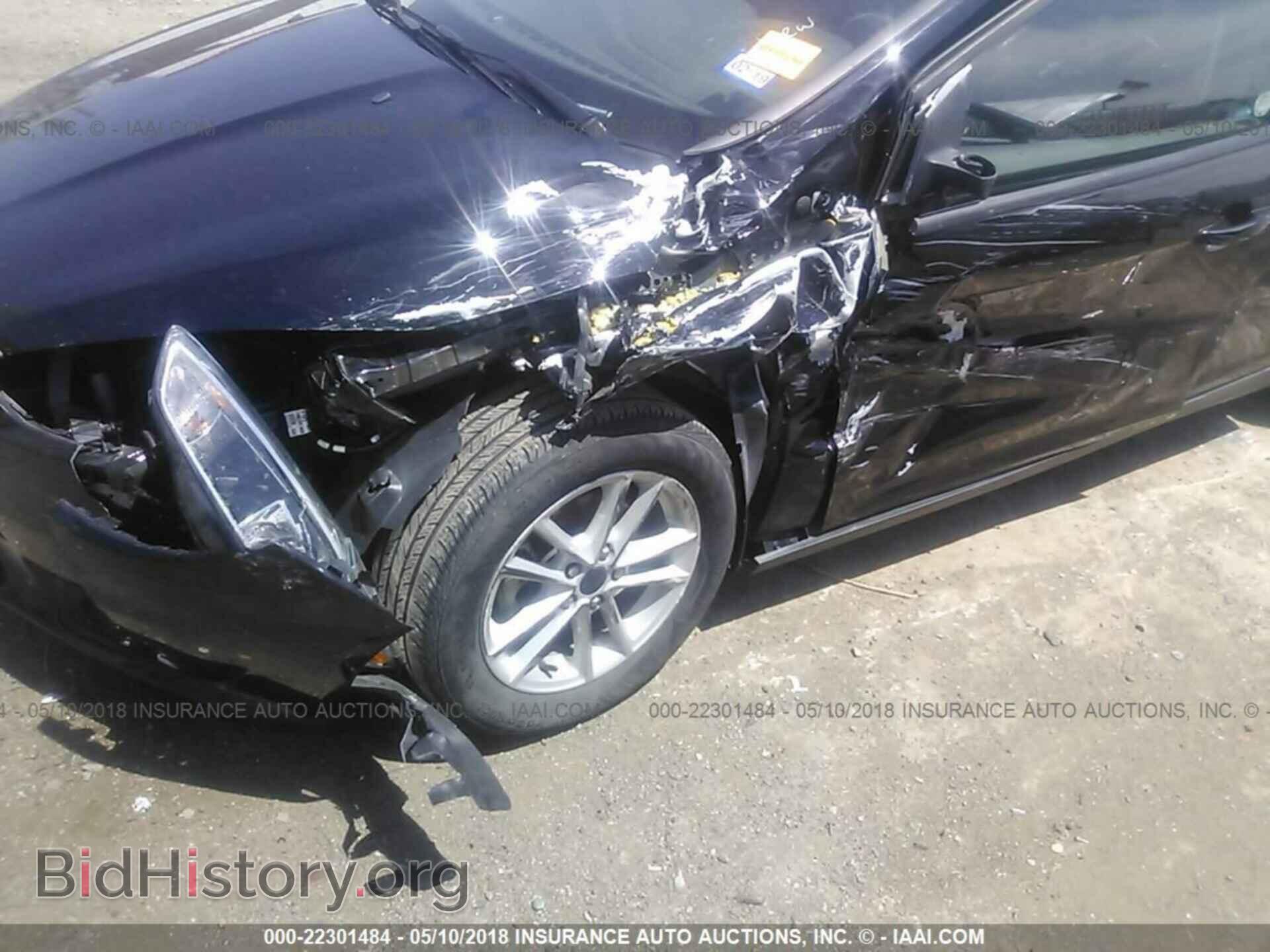 2017 Ford Focus - VIN: 1FADP3K20HL231994 - Photo 6