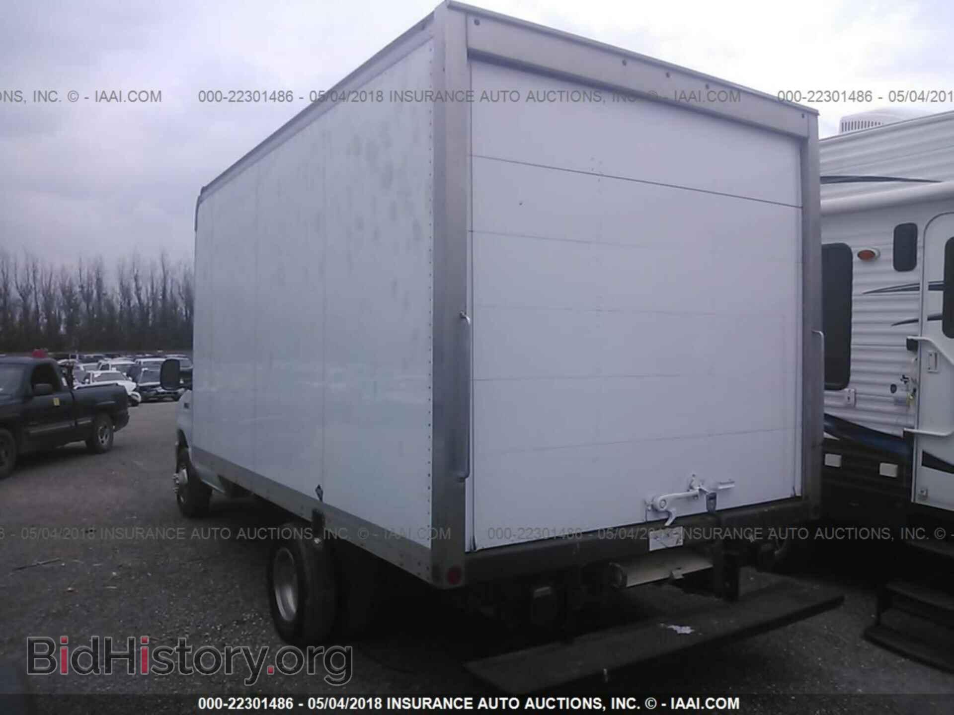 2011 Ford Econoline - VIN: 1FDXE4FS3BDA86511 - Фото 3